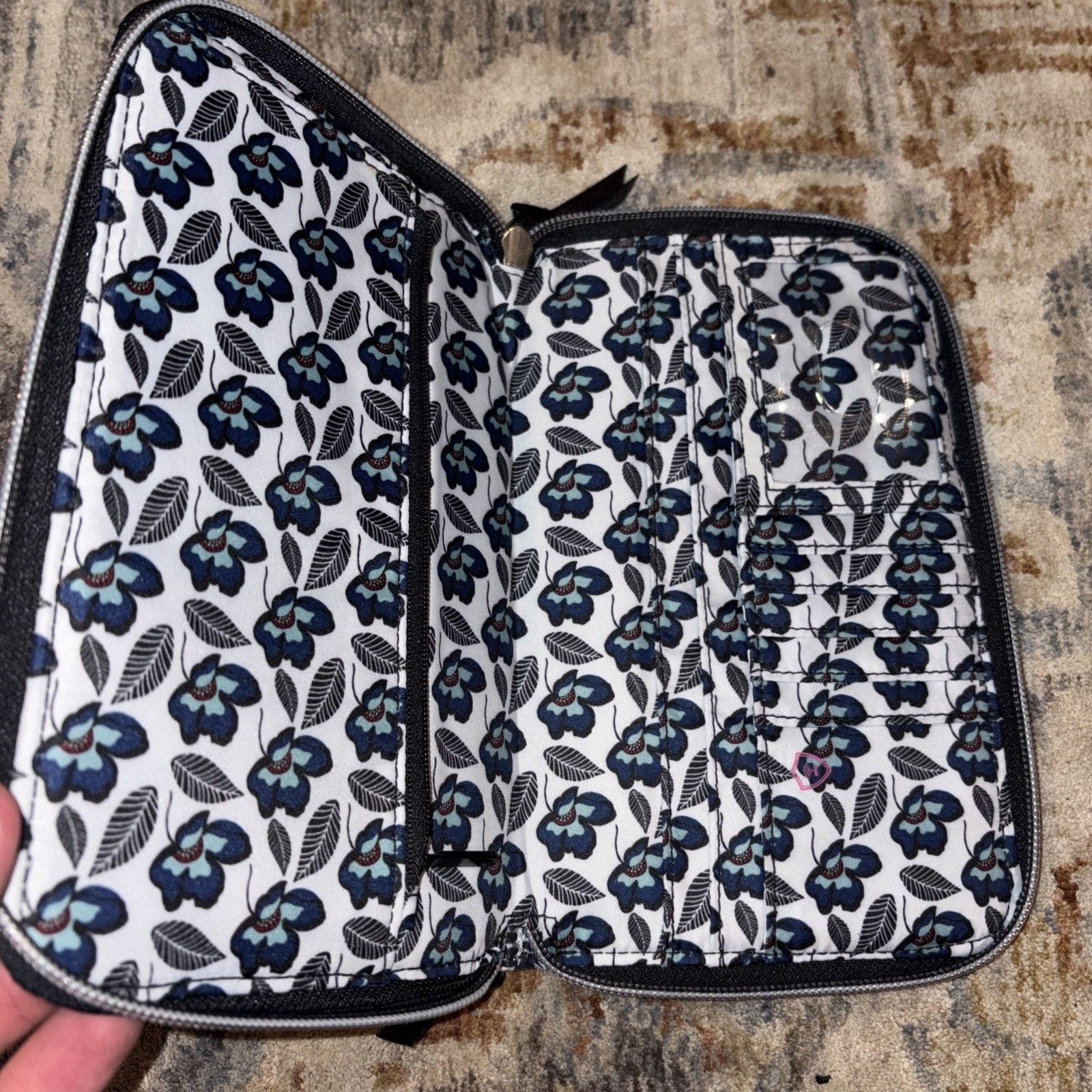 Vera Bradley Vera Bradley RFID Wristlet Blueberry Blooms Plaid Pattern Size ONE SIZE - 5 Thumbnail
