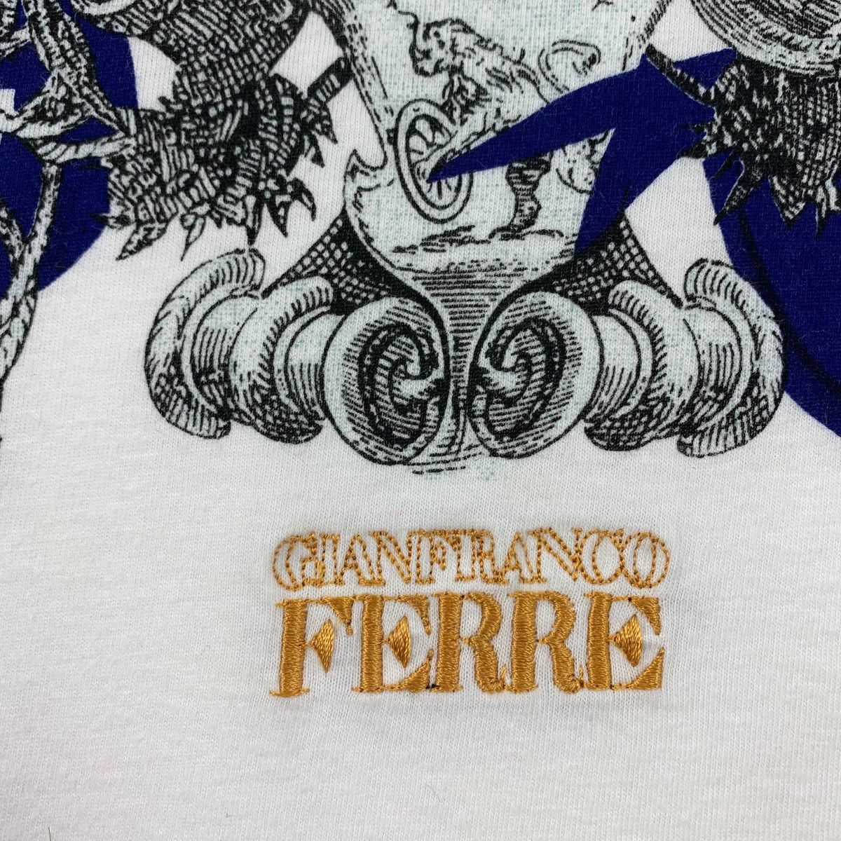 Gianfranco Ferre × Japanese Brand × Vintage Vintage 90s GIANFRANCO FERRE big printed embroidery tee Size US L / EU 52-54 / 3 - 8 Thumbnail