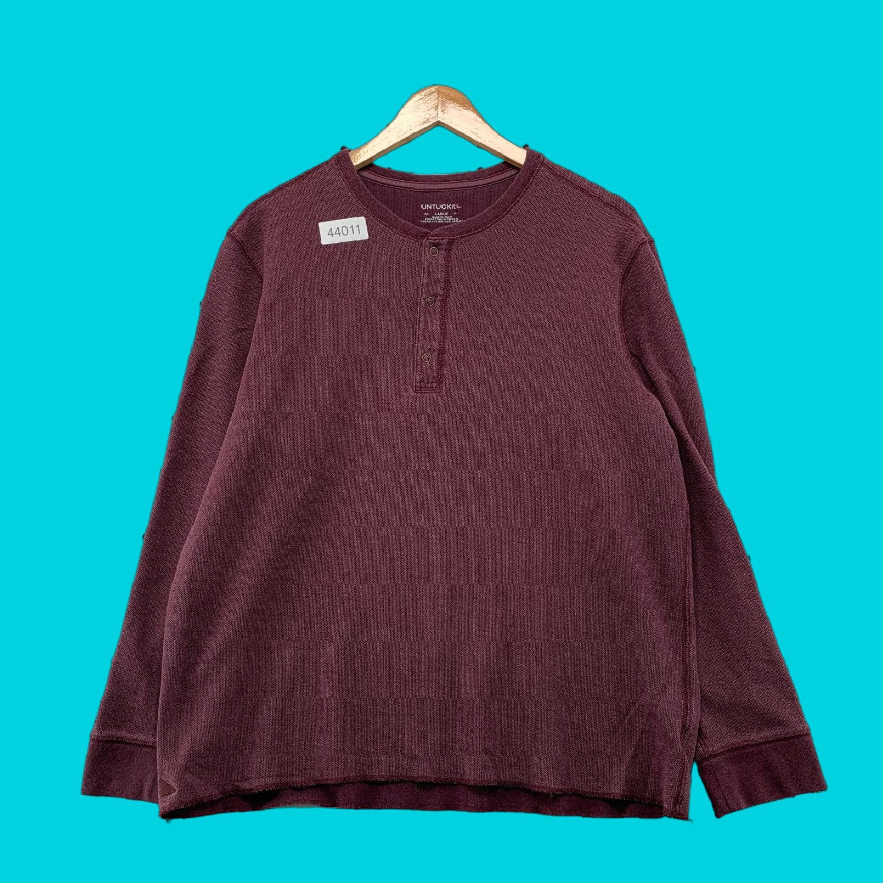 UNTUCKit UNTUCKit Henley Shirt Mens Large Burgundy Long Sleeve Pullover Size US L / EU 52-54 / 3 - 1 Thumbnail