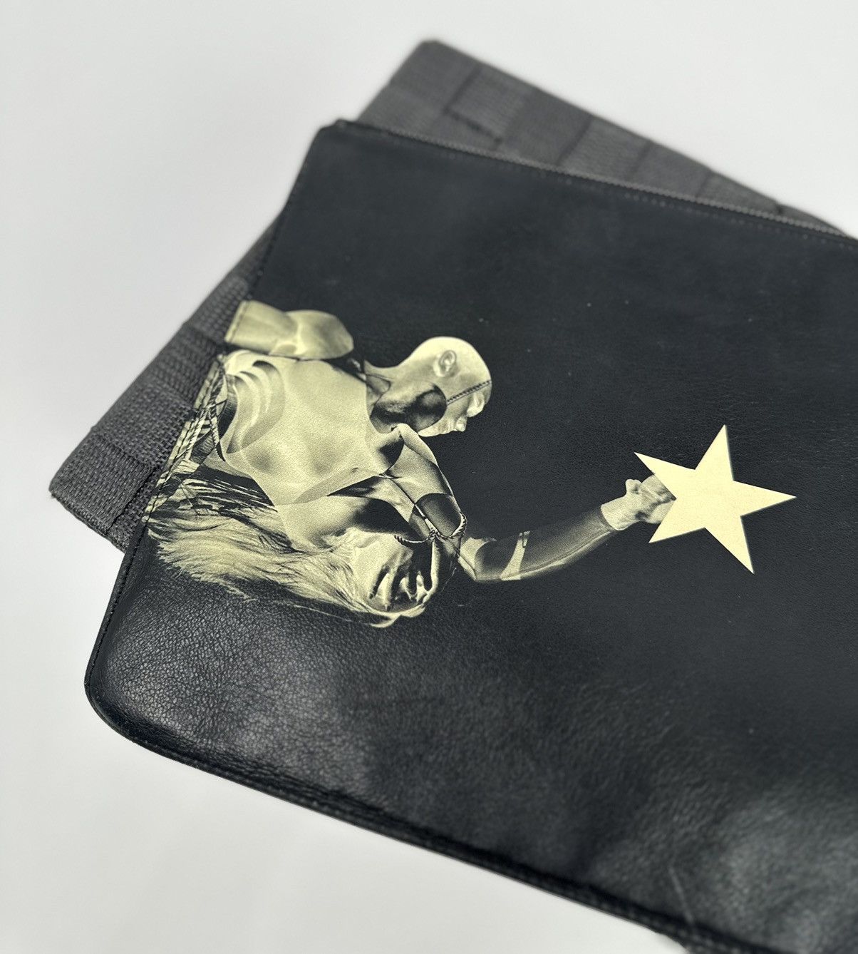 Givenchy Givenchy - Basketball Player - Calfskin Leather Pouch Size ONE SIZE - 3 Thumbnail