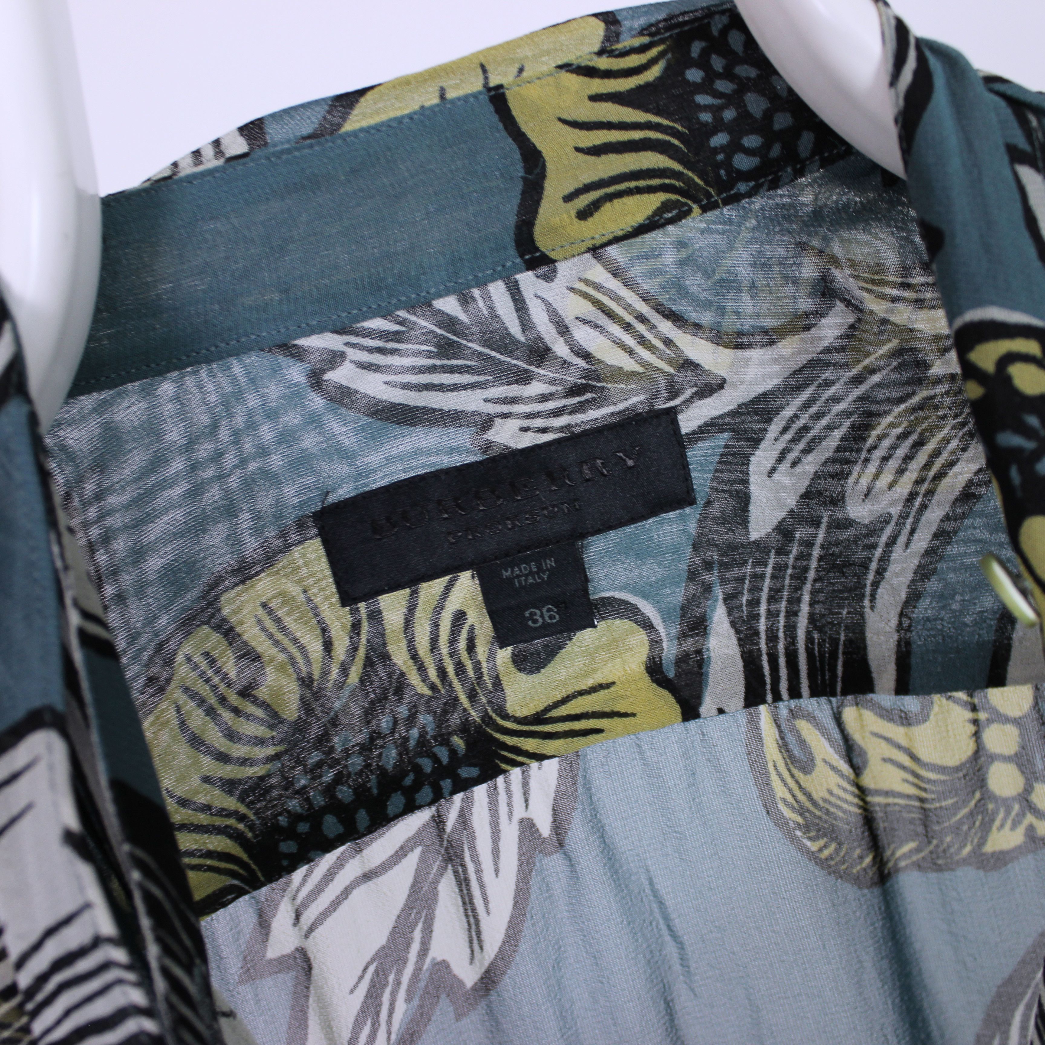Burberry Burberry Prosum shirt button Ups multi logo flowers silk Size S / US 4 / IT 40 - 8 Thumbnail