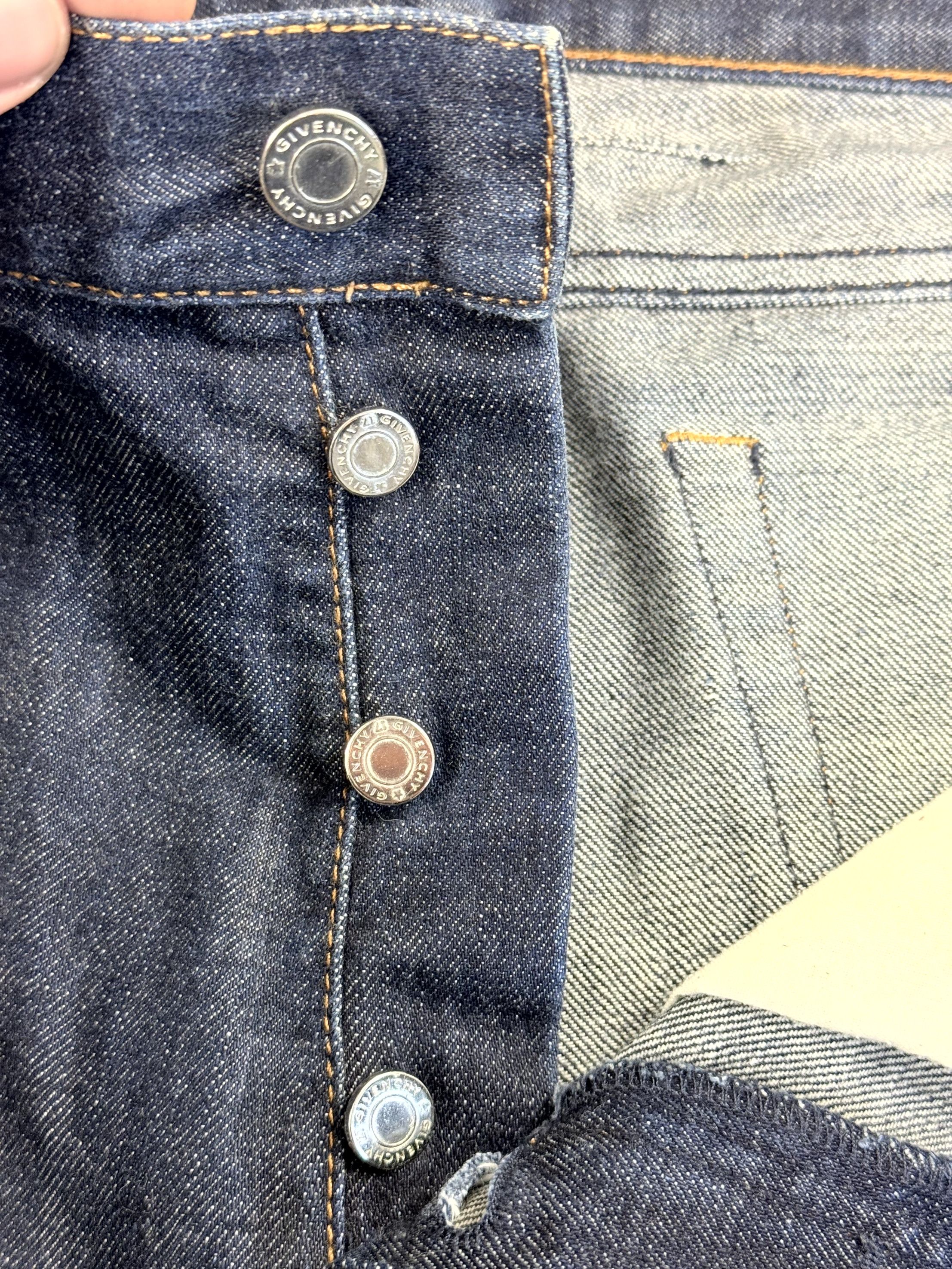 Givenchy Givenchy Dark Blue Cuban Fit Jeans Size 32 Size US 32 / EU 48 - 8 Thumbnail
