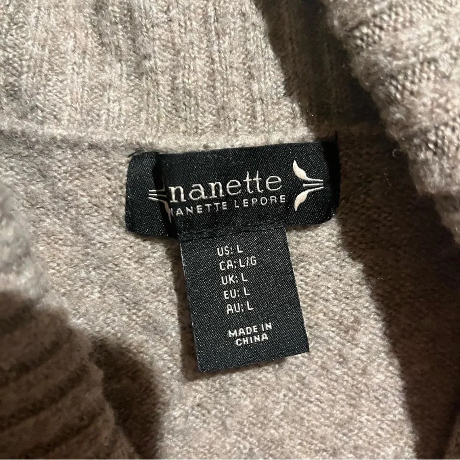 Nanette Lepore Nanette Lepore Women's Wool Blend Turtleneck Sweater Sz L Size L / US 10 / IT 46 - 5 Thumbnail