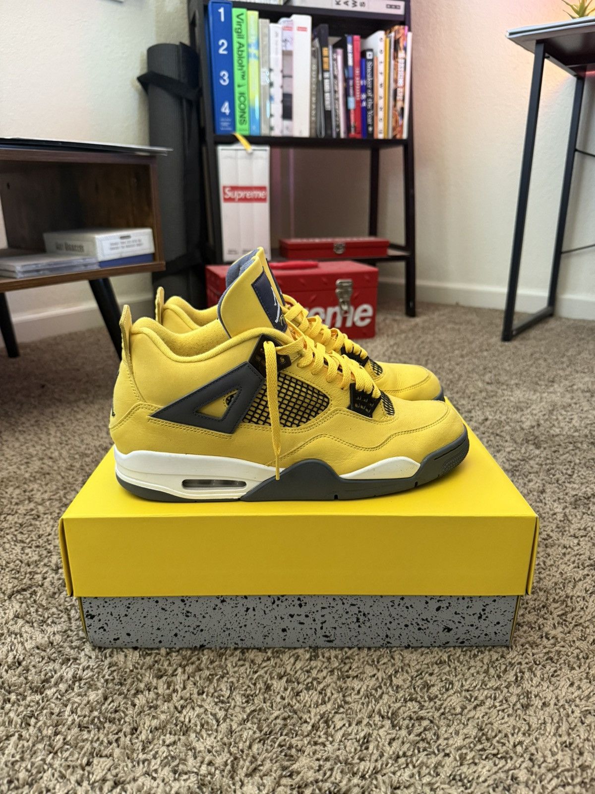 Jordan Brand 2021 Jordan 4 Lightning Size 13 Size US 13 / EU 46 - 1 Thumbnail