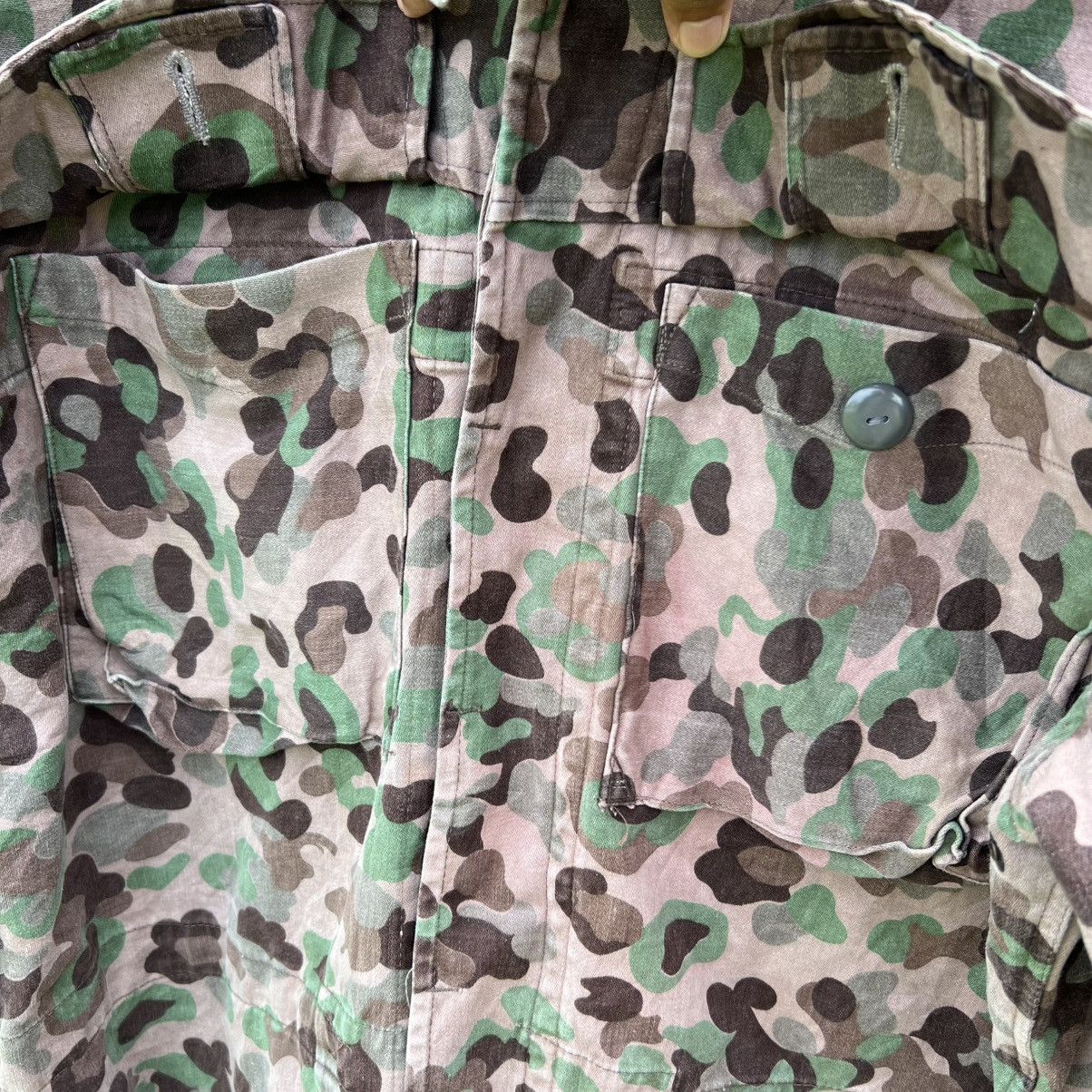 Vintage Vintage 60’s Austrian Army KAZ69 Pea Dot Field Jacket Size US L / EU 52-54 / 3 - 18 Thumbnail