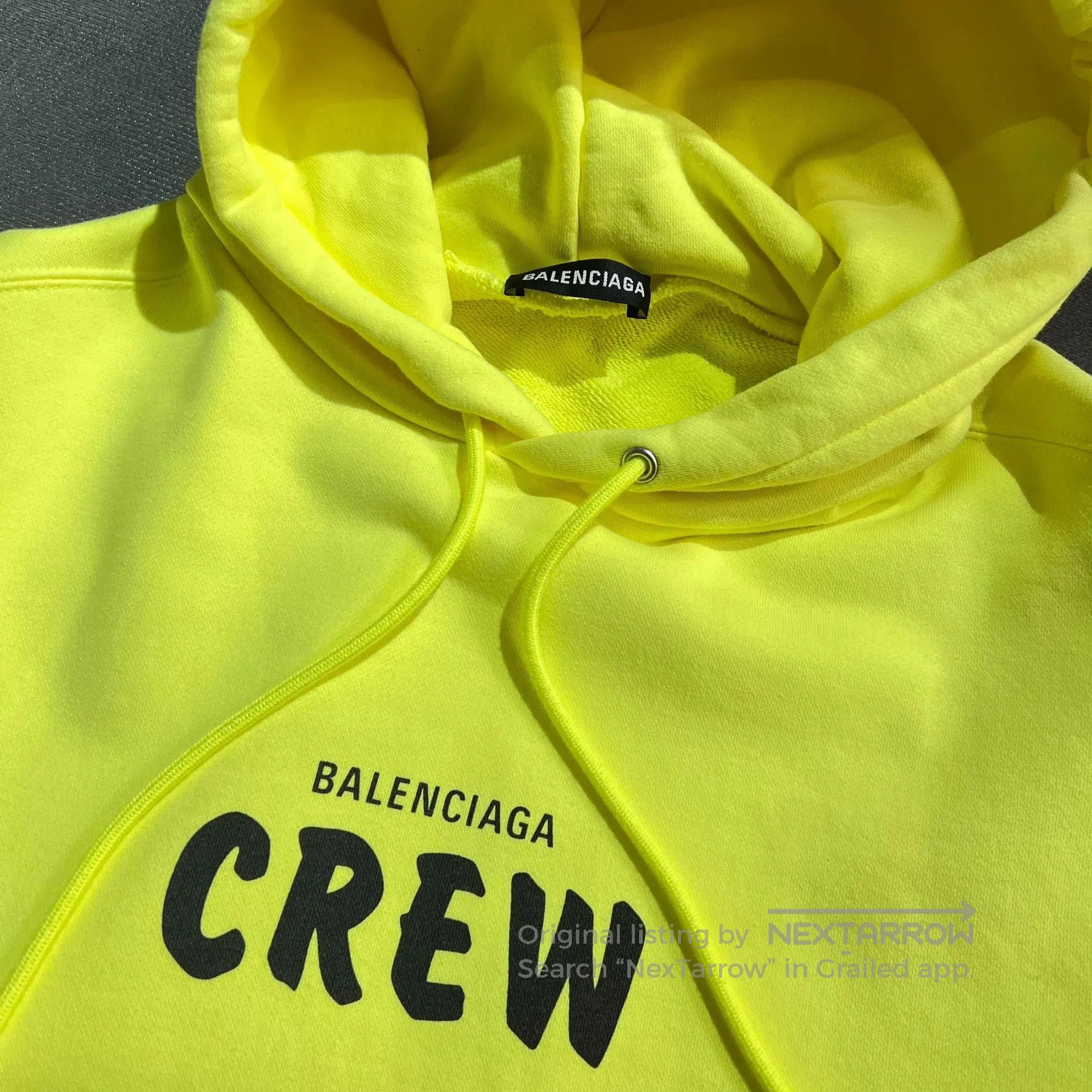 Balenciaga Balenciaga Fluorescent Yellow Crewneck. Size XS / US 0-2 / IT 36-38 - 3 Thumbnail