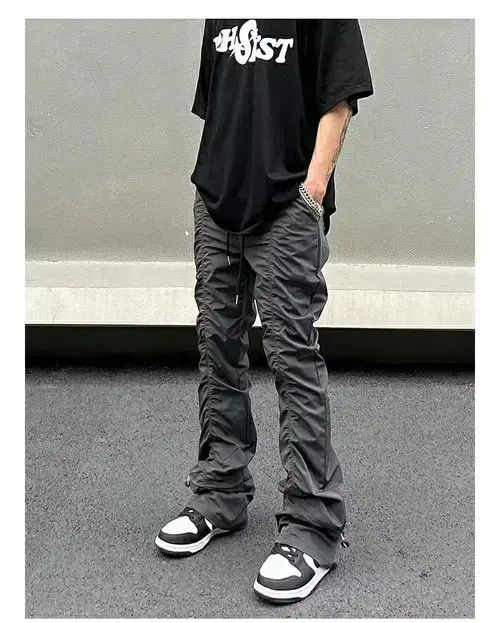 Other flare pleated sports skate pants Size US 32 / EU 48 - 1 Thumbnail