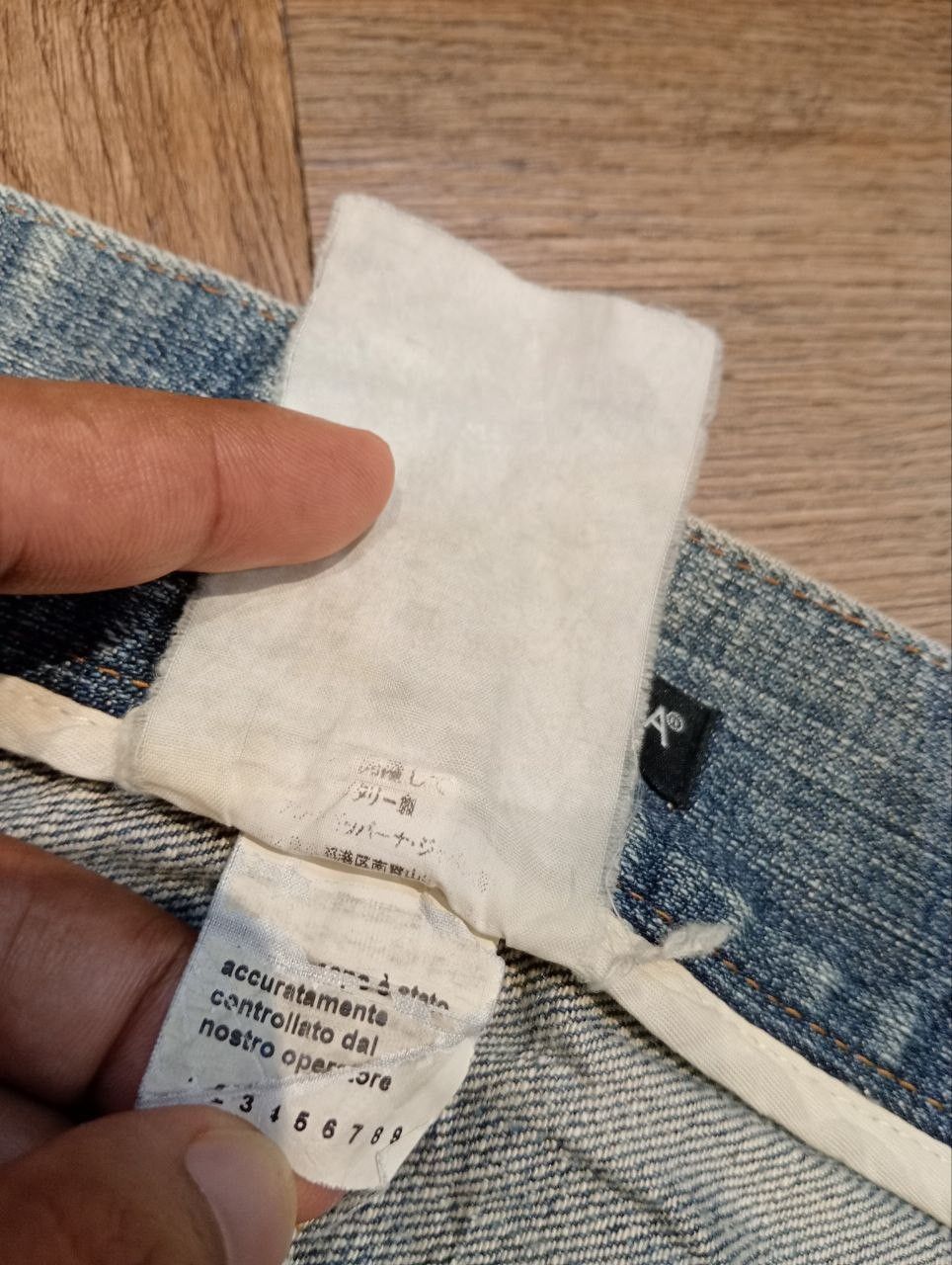 Dolce & Gabbana DOLCE & GABBANA BLUE DENIM DISTRESSED PANTS Size US 32 / EU 48 - 12 Thumbnail