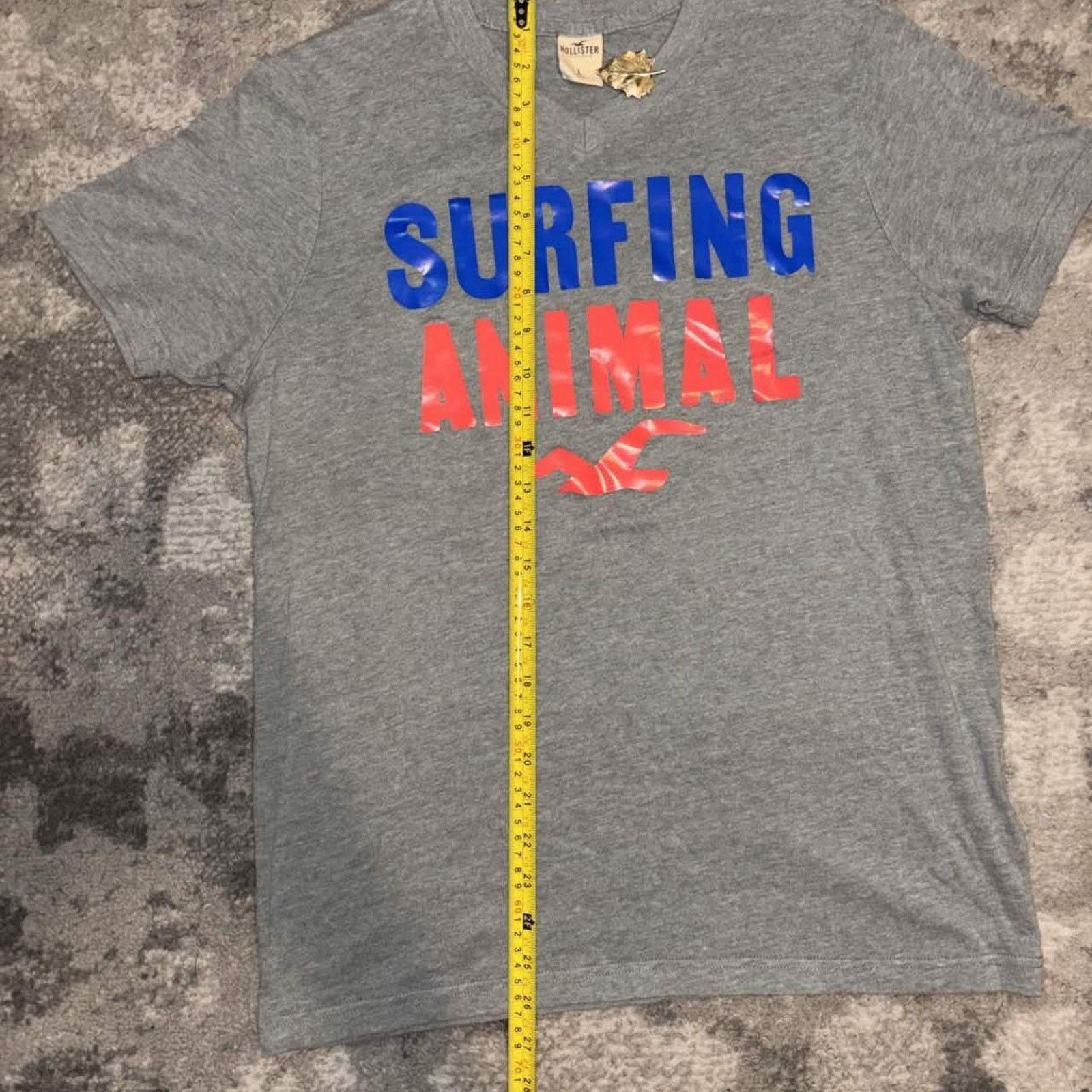 Hollister Y2K Hollister Surfing Animal Pastel Print V-Neck Shirt Size US M / EU 48-50 / 2 - 4 Thumbnail