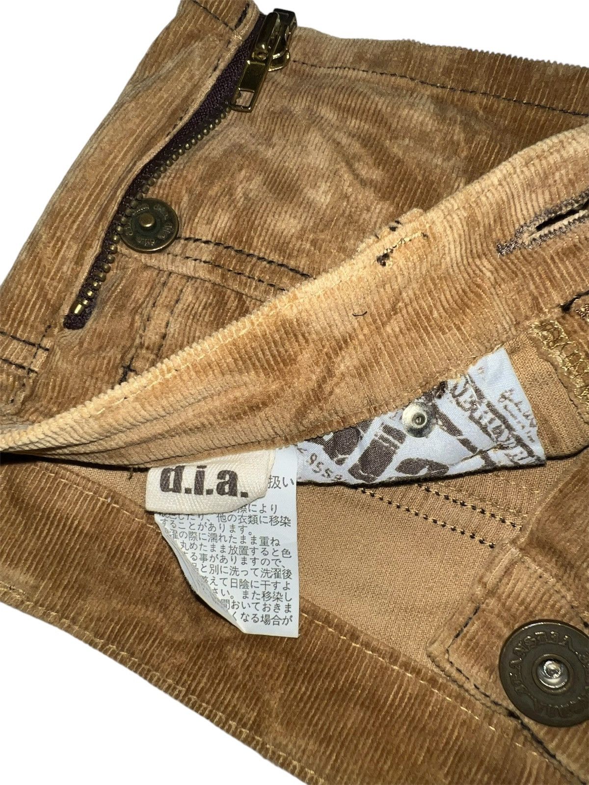 Japanese Brand Rare D.i.a gyaru western style shorts 🪨🏜️ Size 26" / US 2 / IT 38 - 14 Thumbnail