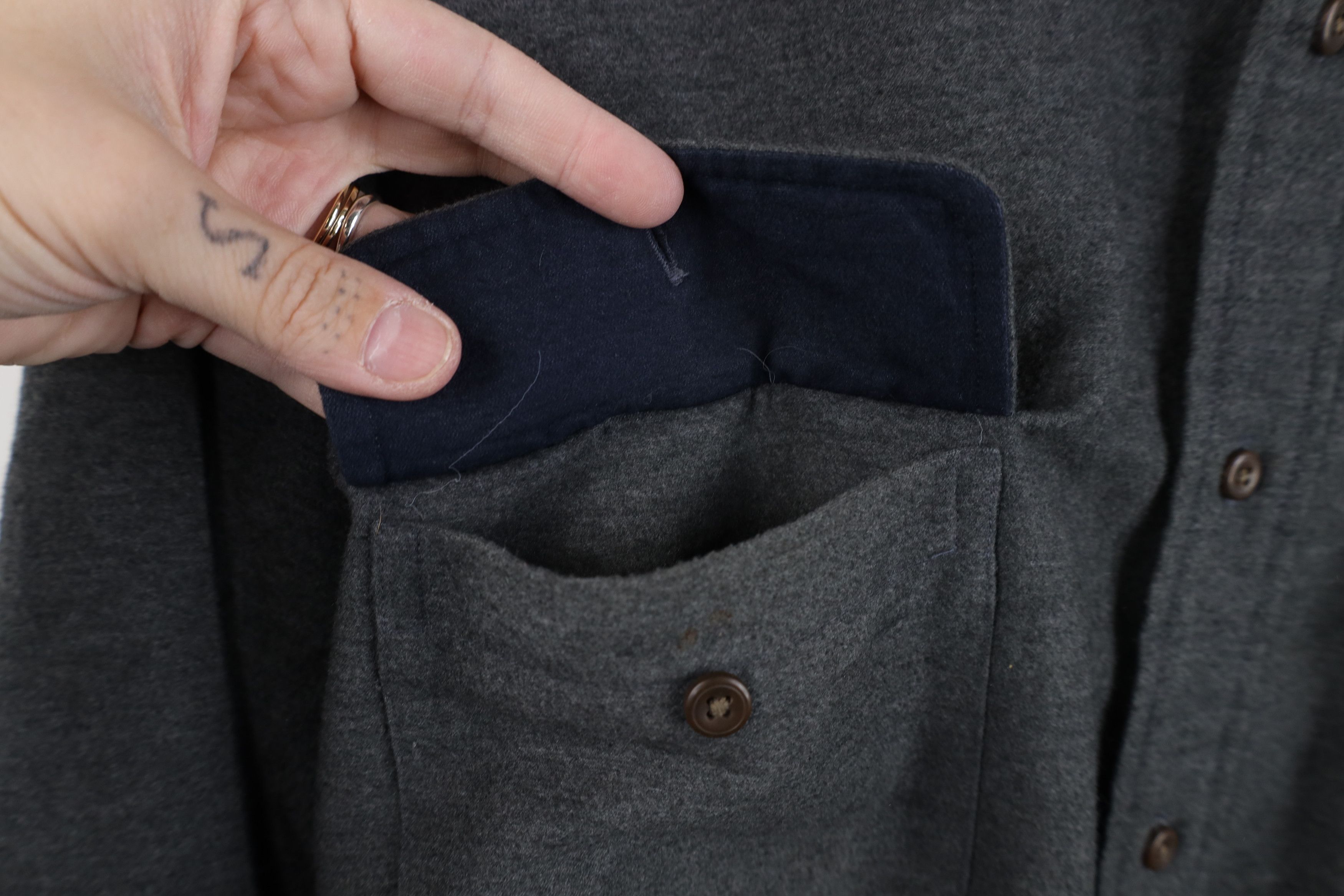 Tommy Hilfiger Vintage 90s Tommy Hilfiger Chamois Cloth Button Shirt Gray Size US XL / EU 56 / 4 - 6 Thumbnail
