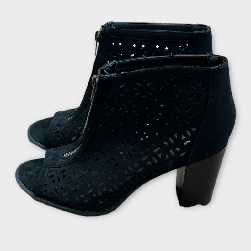 Nordstrom Report | Vegan Suede Zucchini Booties | Size 8.5 Size US 8.5 / IT 38.5 - 4 Thumbnail