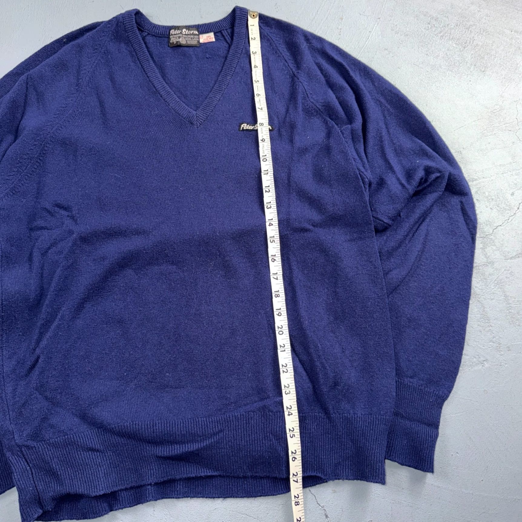 Vintage Vintage Peter Storm Sweater Mens XL Navy Blue V Neck Pure Wool Knit Pullover Long Sleeve Knitted Wool Casual 70s Logo Embroidered Mockup? Size US XL / EU 56 / 4 - 4 Thumbnail