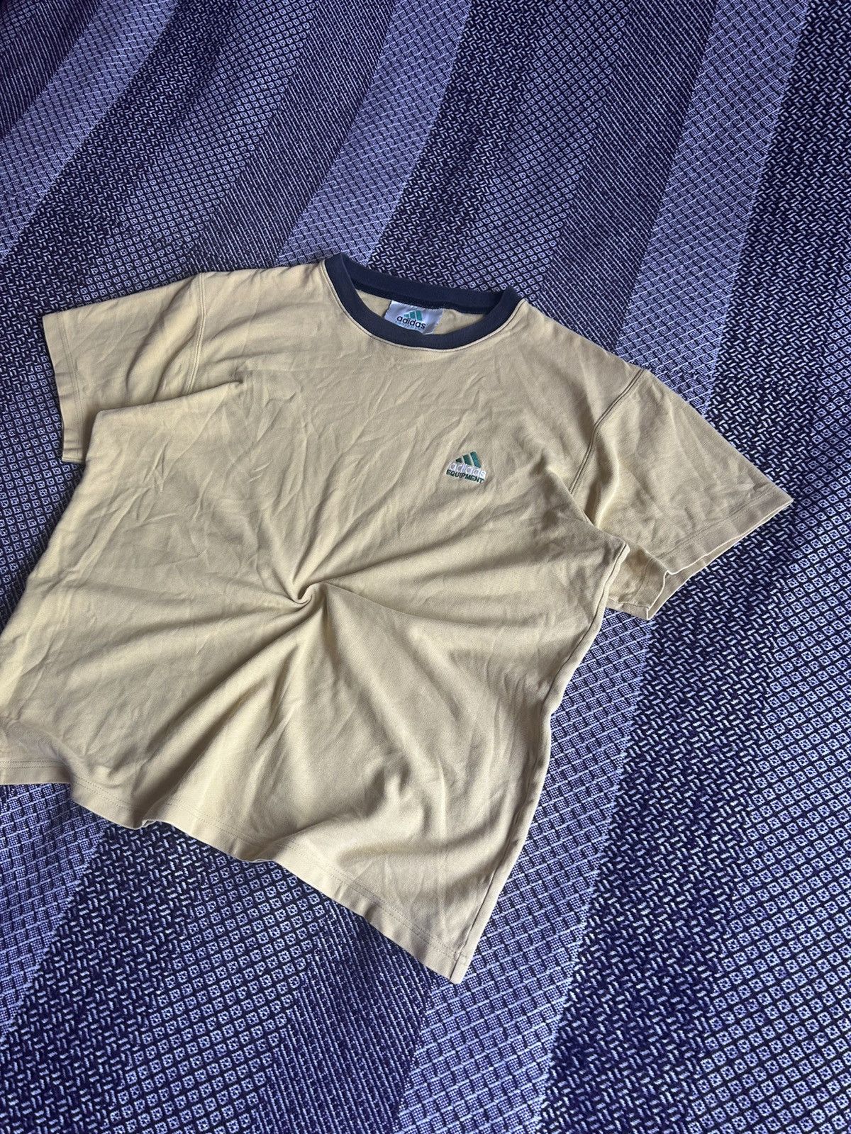 Adidas Adidas Equipment Basic T-shirt Small Logo Size M Sportswear Size US M / EU 48-50 / 2 - 2 Thumbnail