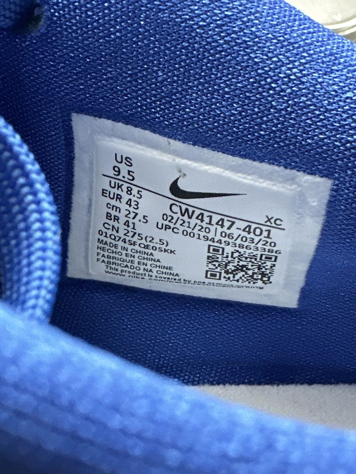 Nike Nike Kyrie Low 3 Size US 9.5 / EU 42-43 - 4 Thumbnail