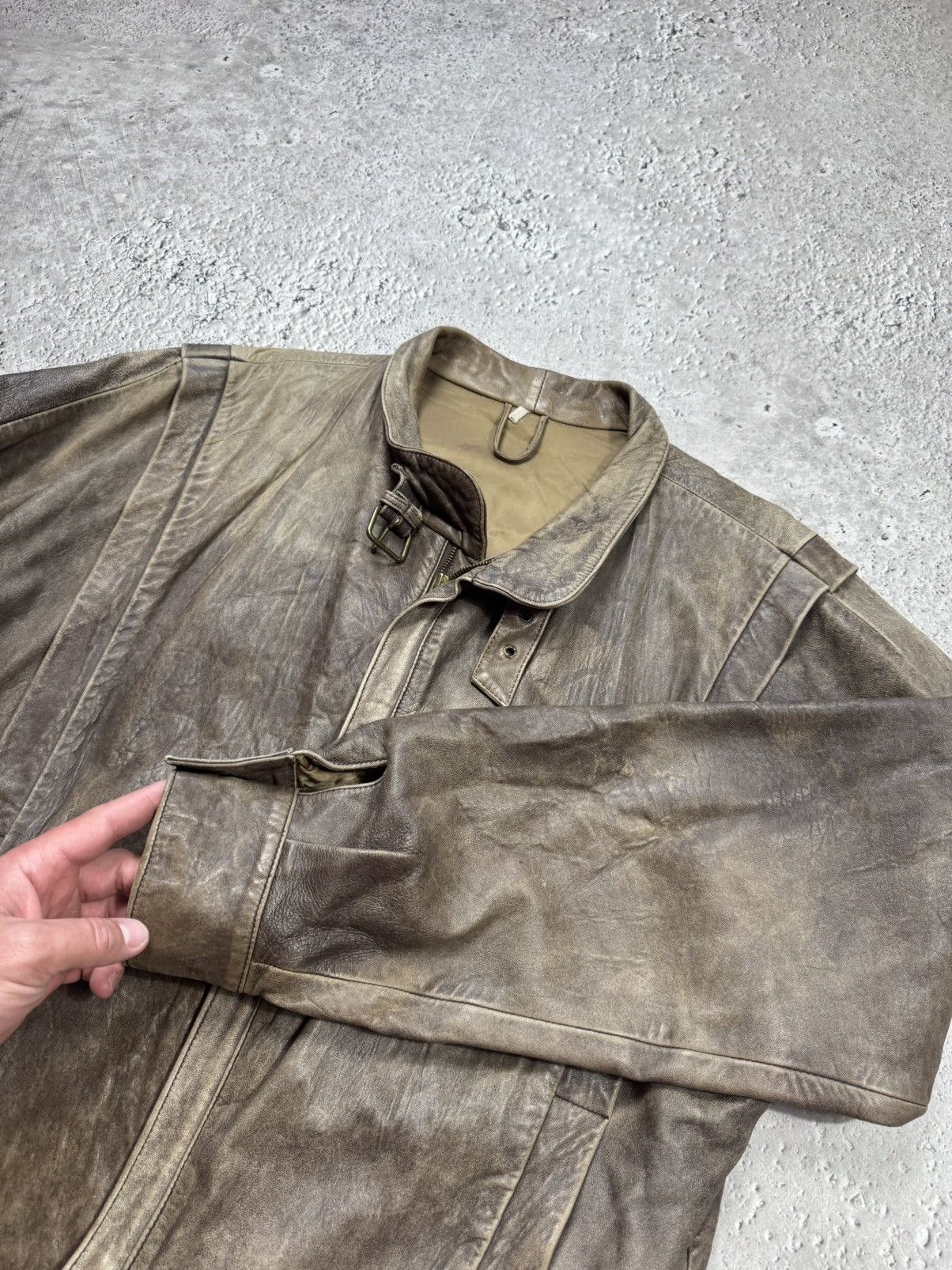 Leather Vintage Distressed Brown Leather Bomber Biker Jacket L/XL Size US L / EU 52-54 / 3 - 7 Thumbnail