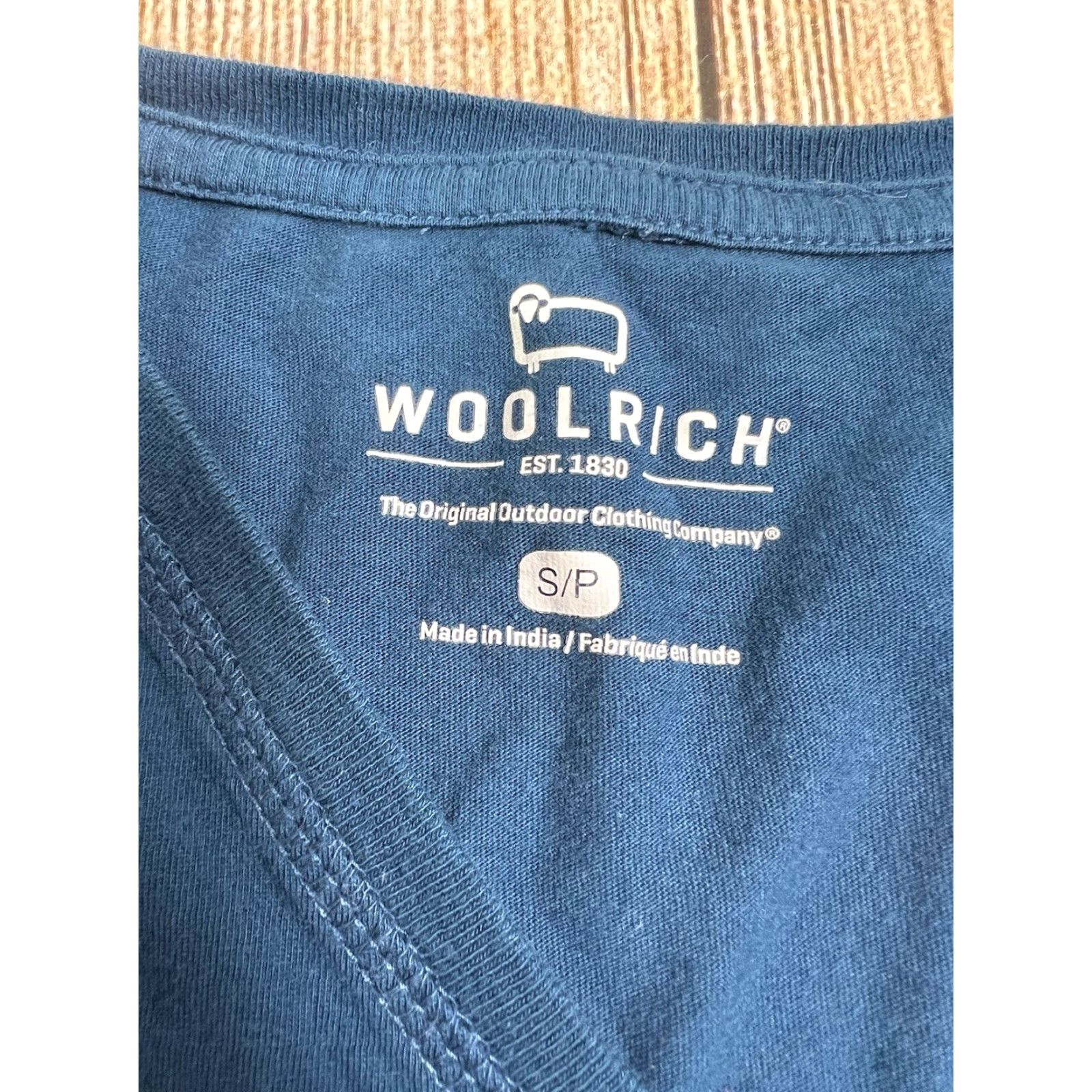 Vintage VINTAGE Woolrich Shirt Womens Small Blue Plaid Pocket Cotton Shirt Size S / US 4 / IT 40 - 3 Thumbnail