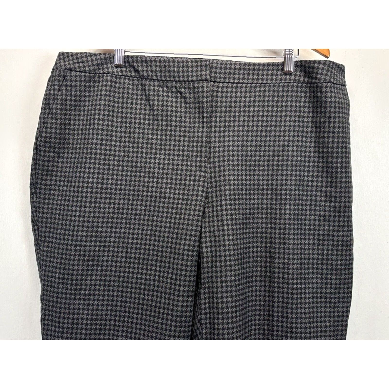 Talbots Talbots Hampshire Ankle Pants 24W Plus Houndstooth Stretch Womens Grey & Black Size 42" / US 20 - 2 Thumbnail