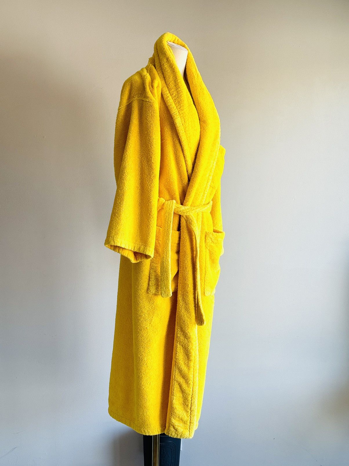 Vintage Hermes Yellow Terry Robe Sun motif logo embroidered