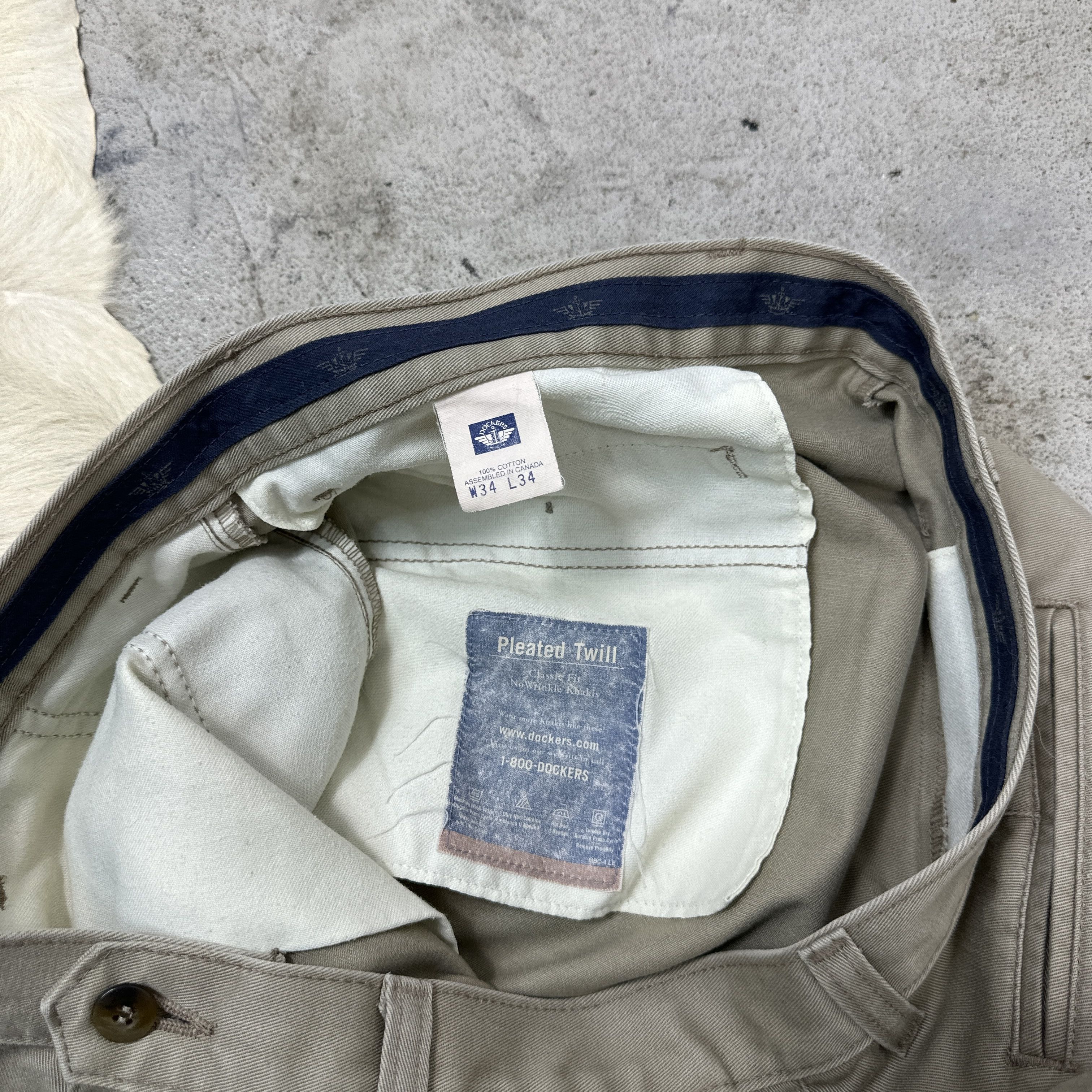 Dockers Vintage Wide Leg Straight Dockers Chino Trousers 00s Size US 34 / EU 50 - 6 Thumbnail