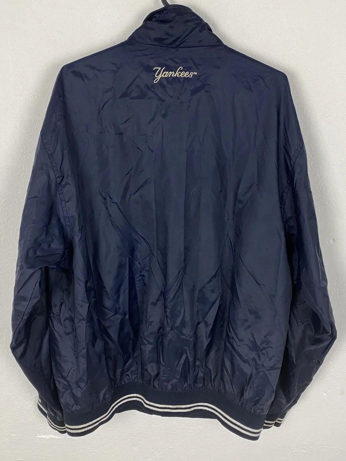 Majestic 00s Vintage Majestic x New York Yankees Light Jacket Size US XL / EU 56 / 4 - 6 Thumbnail
