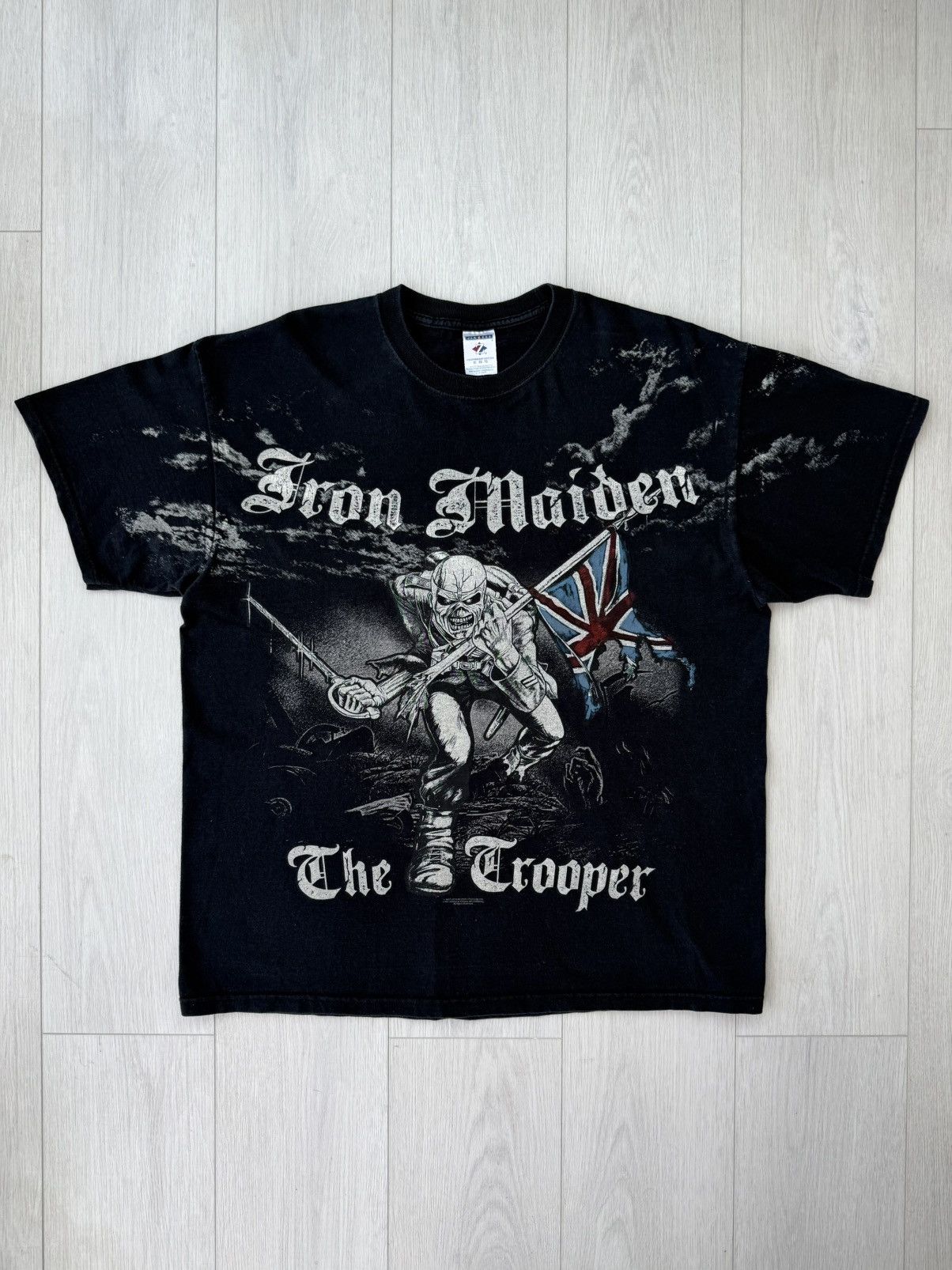 Iron Maiden Vintage 2007 Iron Maiden The Trooper T-Shirt AOP Band Rock Size US XL / EU 56 / 4 - 1 Thumbnail