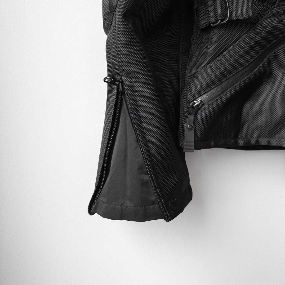 Issey Miyake Issey Miyake AW2000 Ballistic X-Ray Cargo Bomber Jacket Size US L / EU 52-54 / 3 - 12 Thumbnail