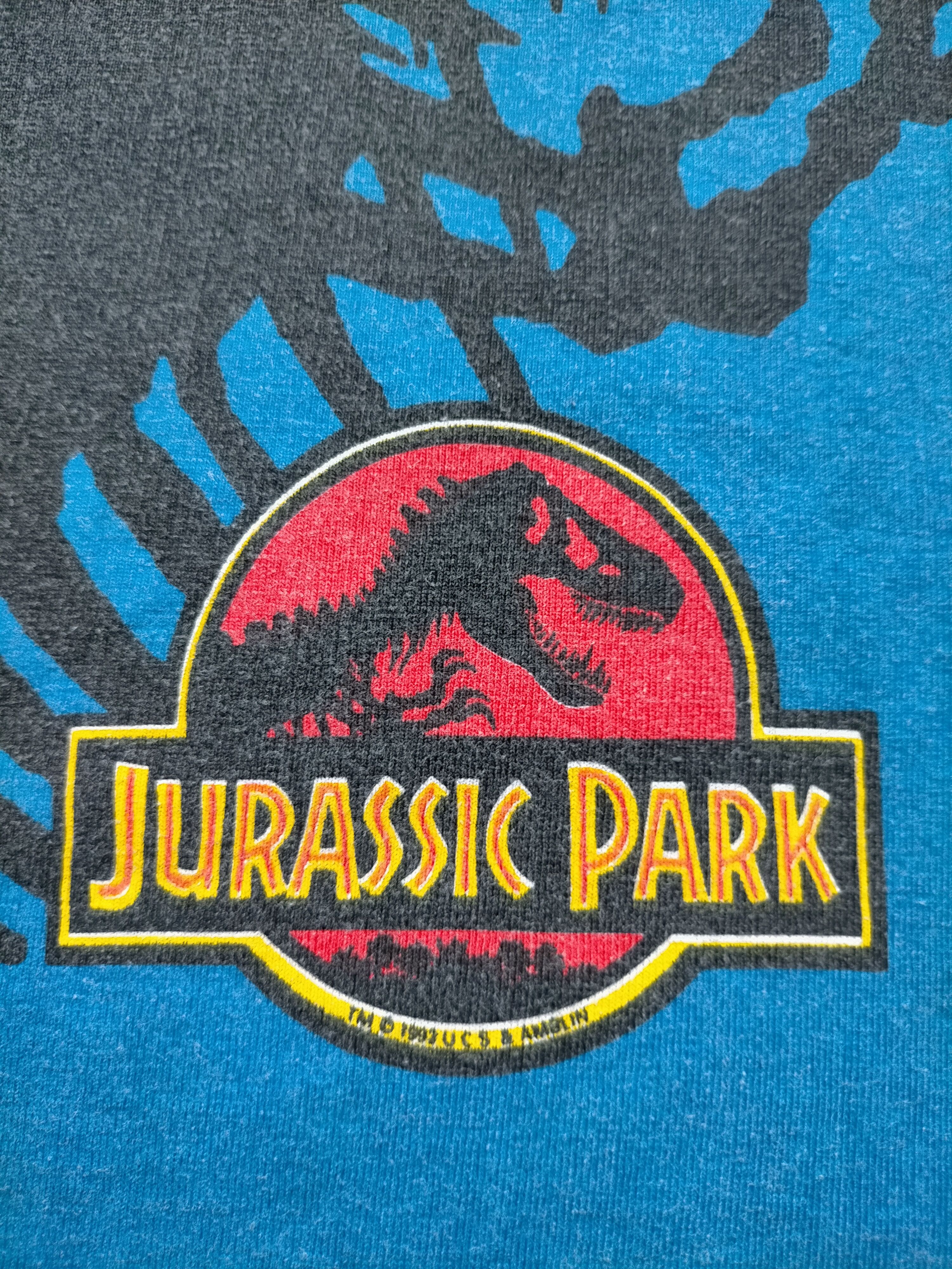 Vintage Vintage 1993 Jurassic Park tee Size US L / EU 52-54 / 3 - 7 Thumbnail