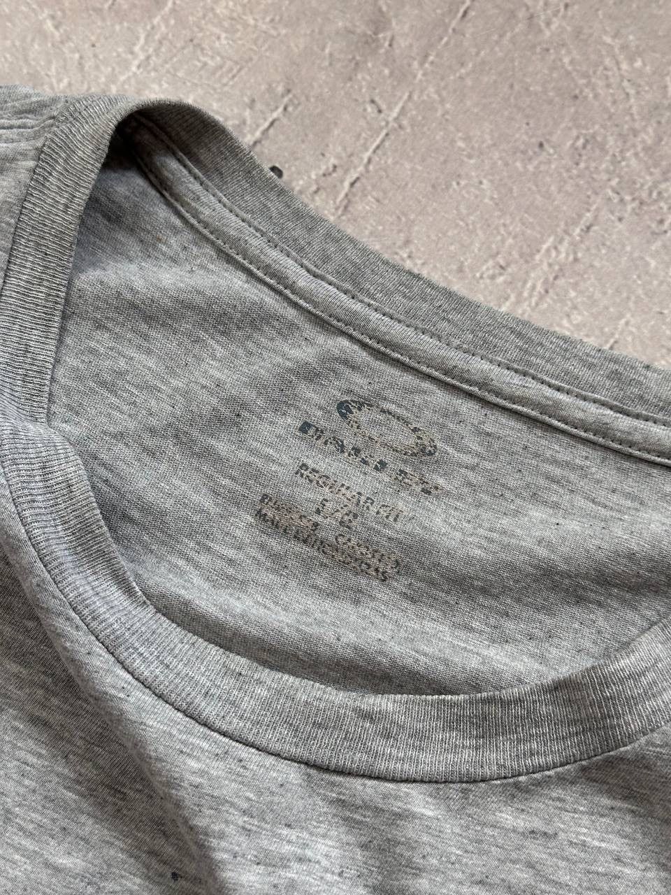 Oakley × Vintage Oakley Big Logo T-Shirt Size US L / EU 52-54 / 3 - 6 Thumbnail
