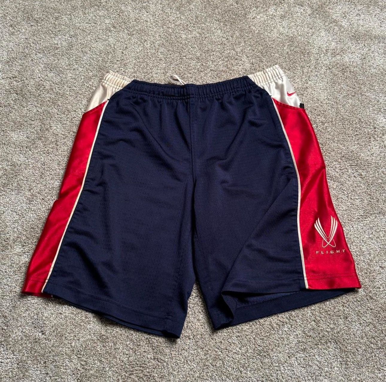 Nike VINTAGE NIKE “FLIGHT” SHORTS Size US 30 / EU 46 - 1 Thumbnail