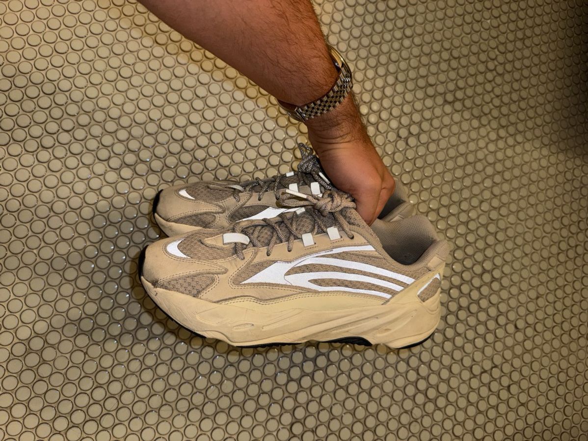 Adidas × Kanye West Adidas Yeezy 700 V2 'Static' Size US 11 / EU 44 - 2 Thumbnail