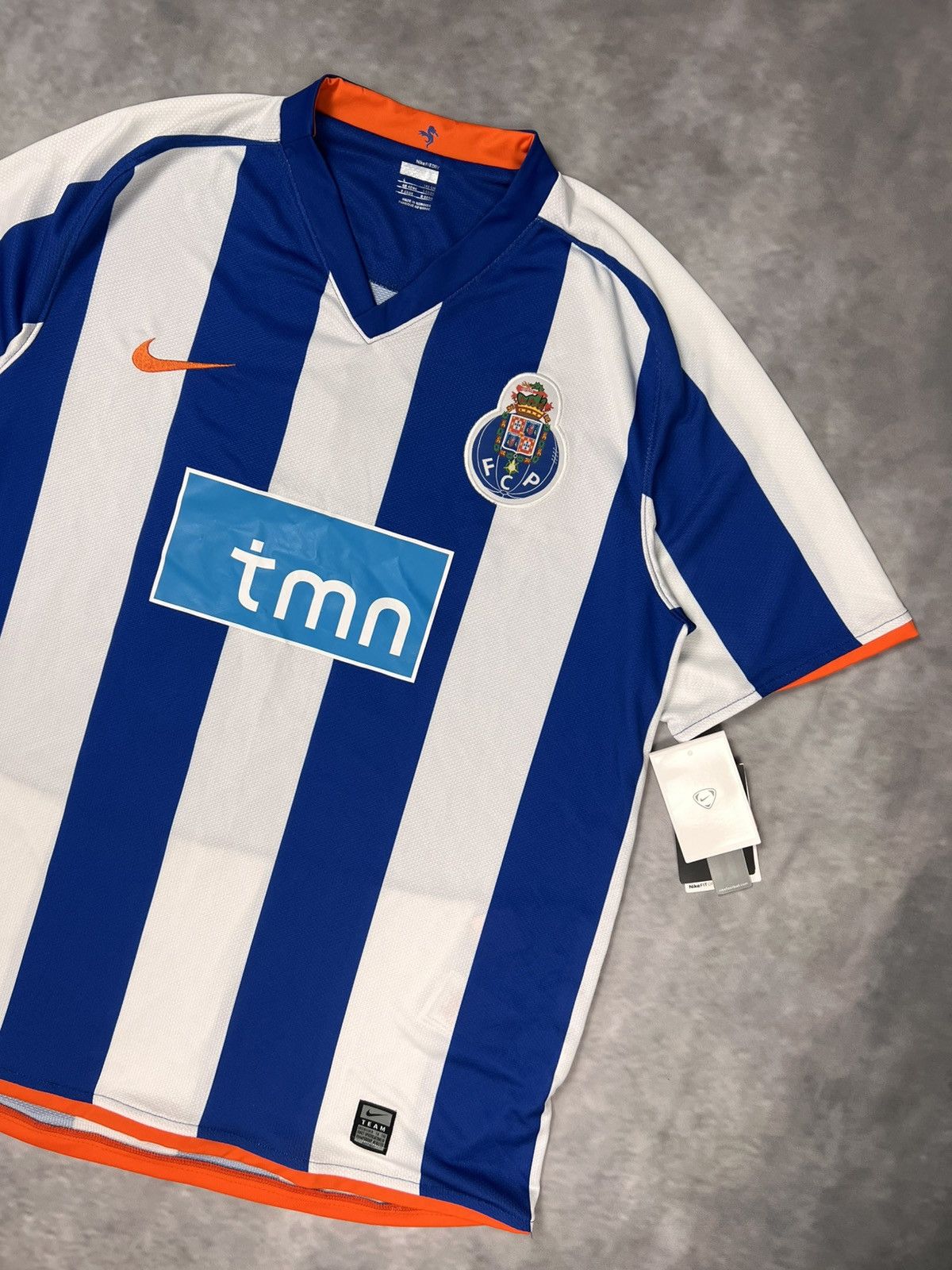 Nike Nike FC Porto 2008-09 Home Jersey HULK #12 BNWT Size L Vtg Size US L / EU 52-54 / 3 - 2 Thumbnail