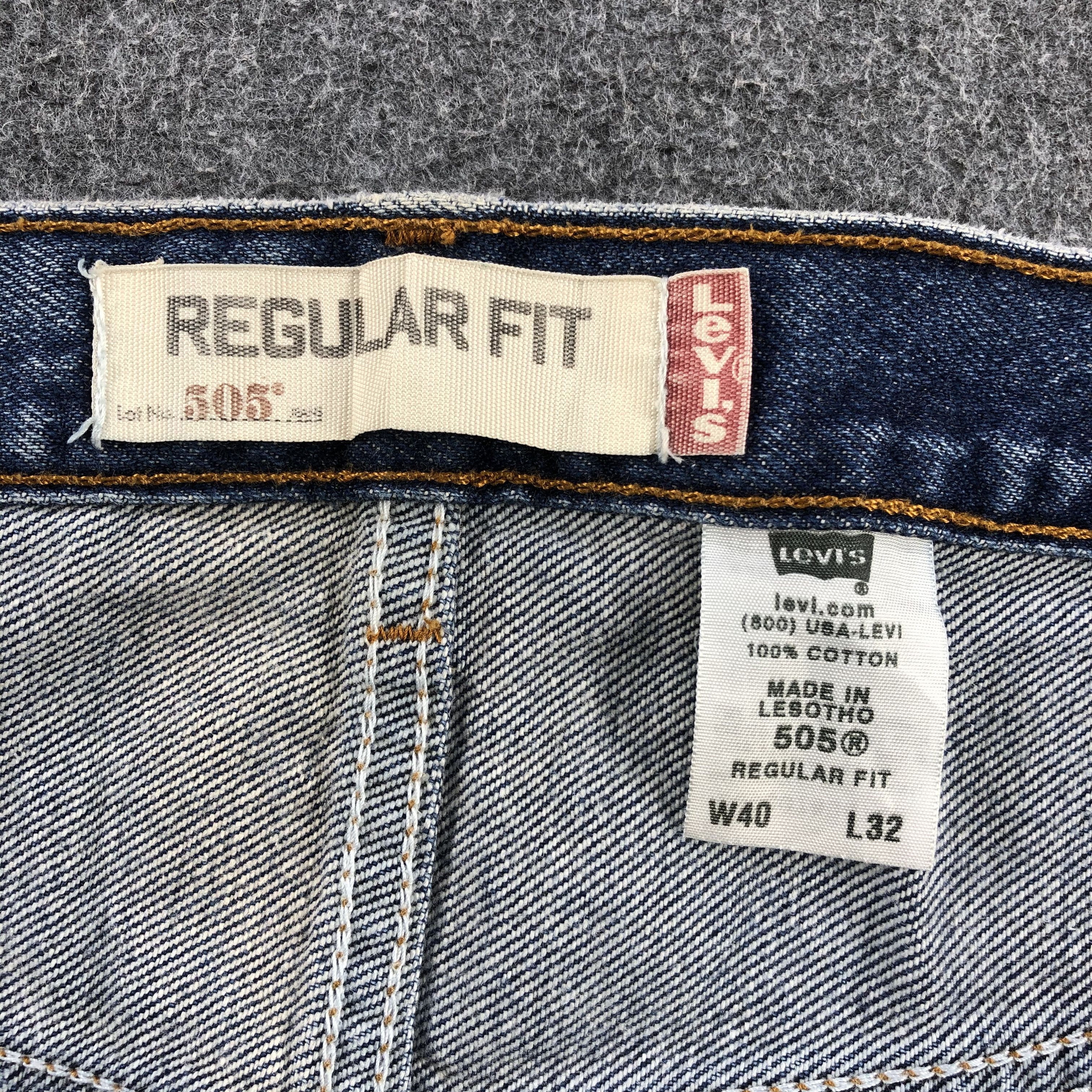 Levi's Vintage Levis Jeans Lot 505 Faded Blue Denim-J967 Size US 39 - 10 Thumbnail