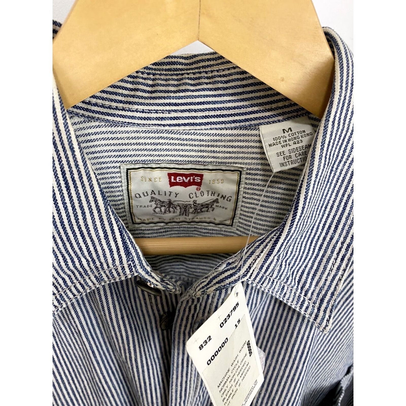 Levi's NWT Levi's Railroad Conductor Striped Button-Down Long Sleeve Shirt M - Vintage Blue/White, Mens, Button-Up, Levi's Shirt Size US M / EU 48-50 / 2 - 2 Thumbnail