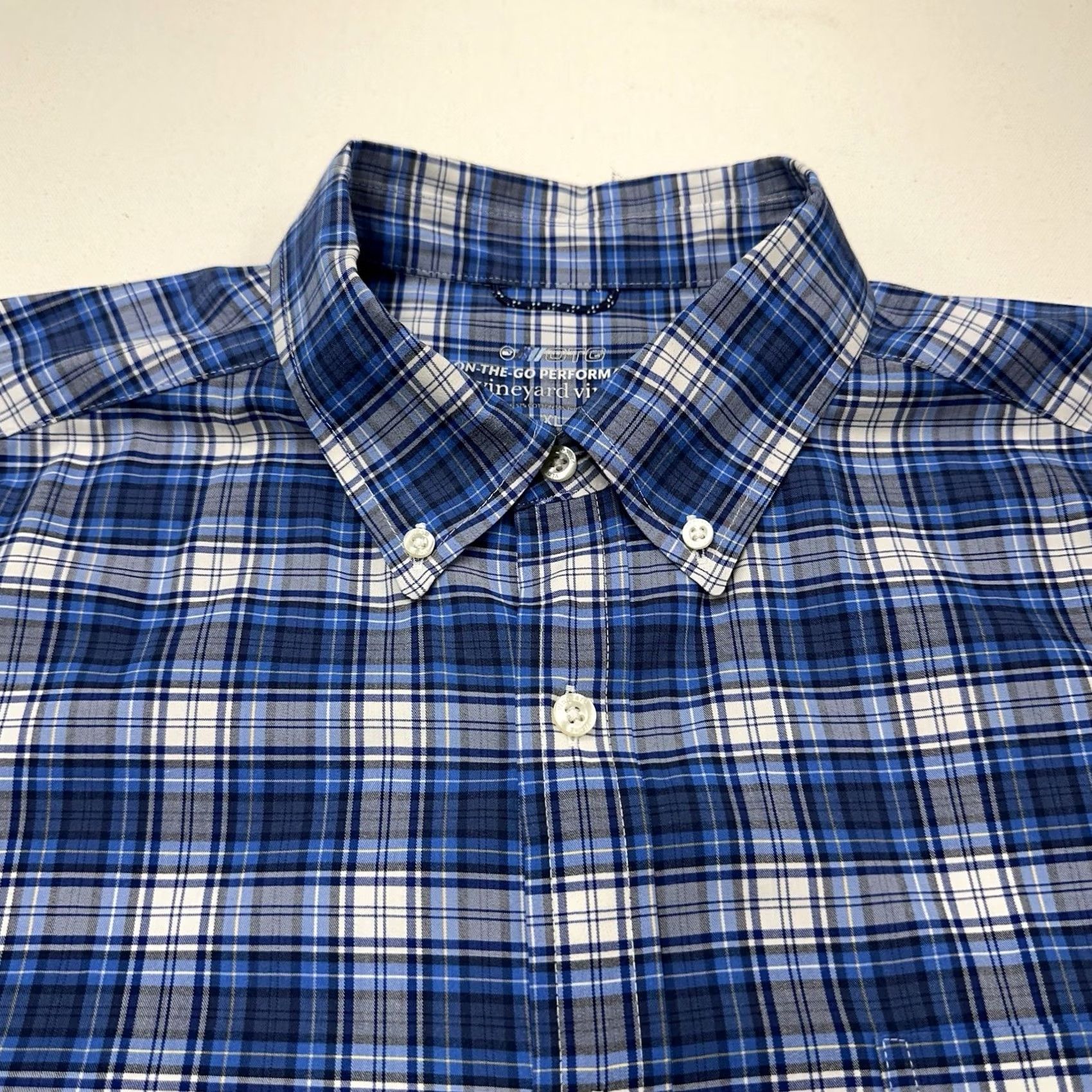 Vineyard Vines Vineyard Vines On The Go Performance Shirt Mens XL Blue Plaid Brrr Button-Down Size US XL / EU 56 / 4 - 3 Thumbnail