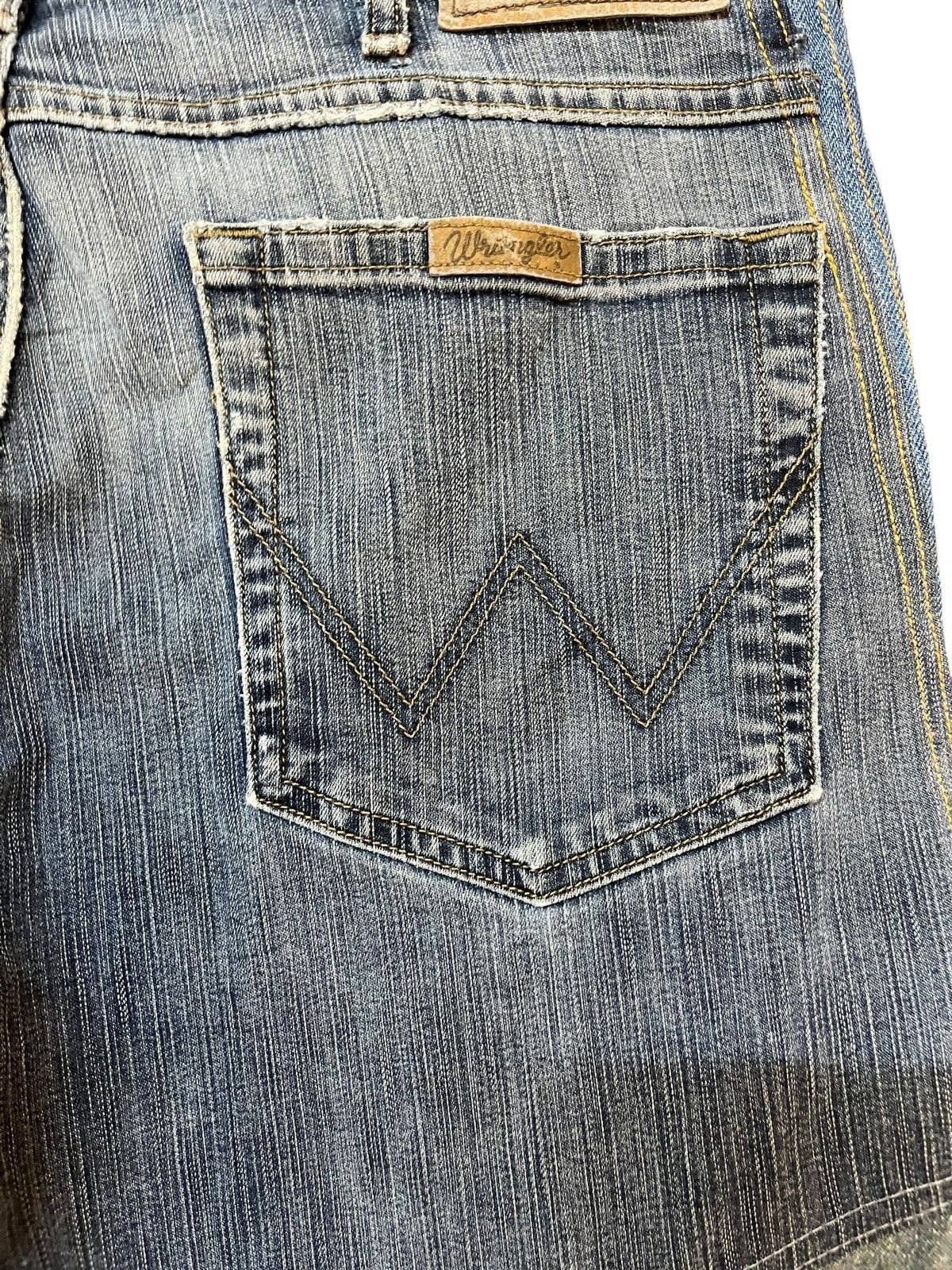 Wrangler Vintage Wrangler Flare Bootcut Hybrid Denim Size US 35 - 7 Thumbnail
