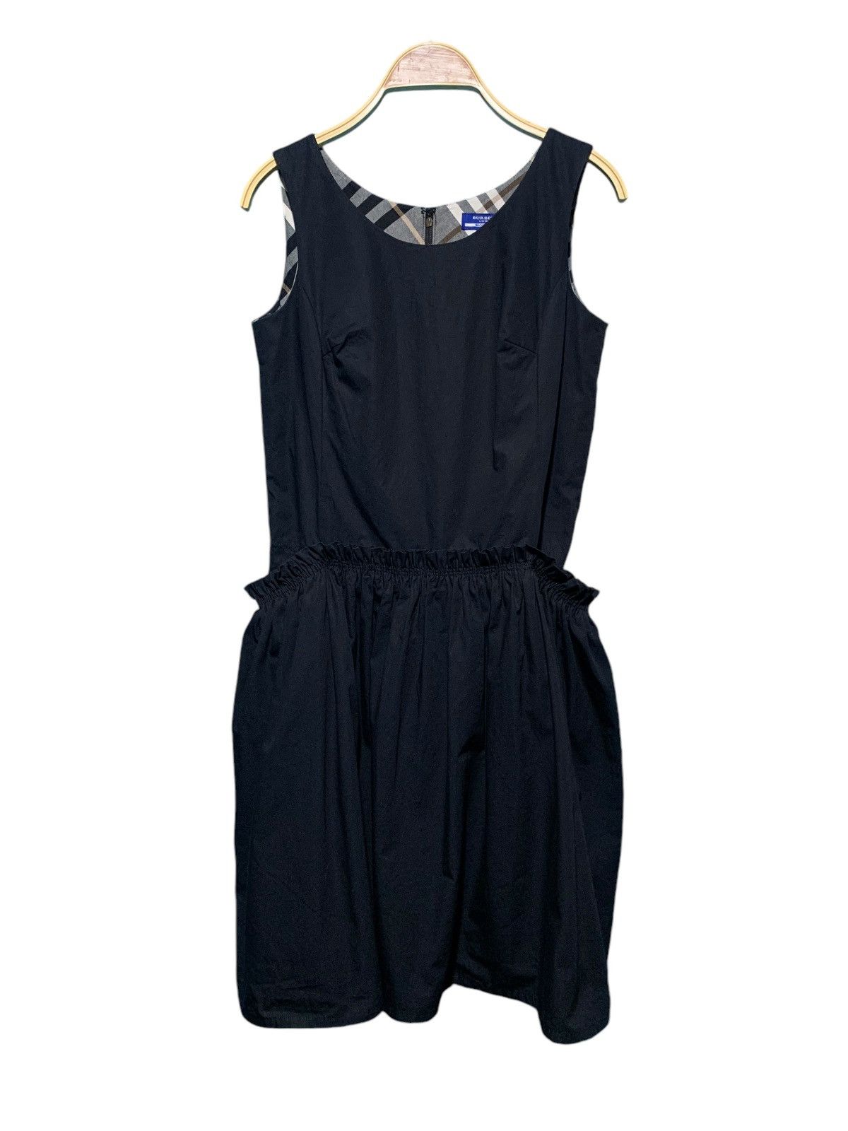Burberry Burberry blue label sleeveless black dress Size S / US 4 / IT 40 - 2 Thumbnail
