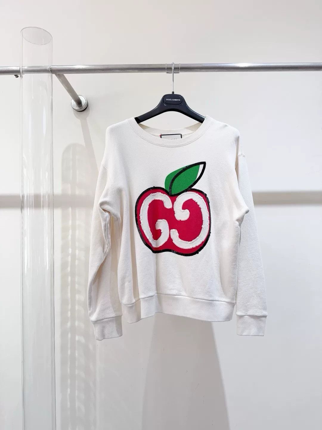 Gucci Gucci Apple Print Sweatshirt Size XS / US 0-2 / IT 36-38 - 1 Thumbnail