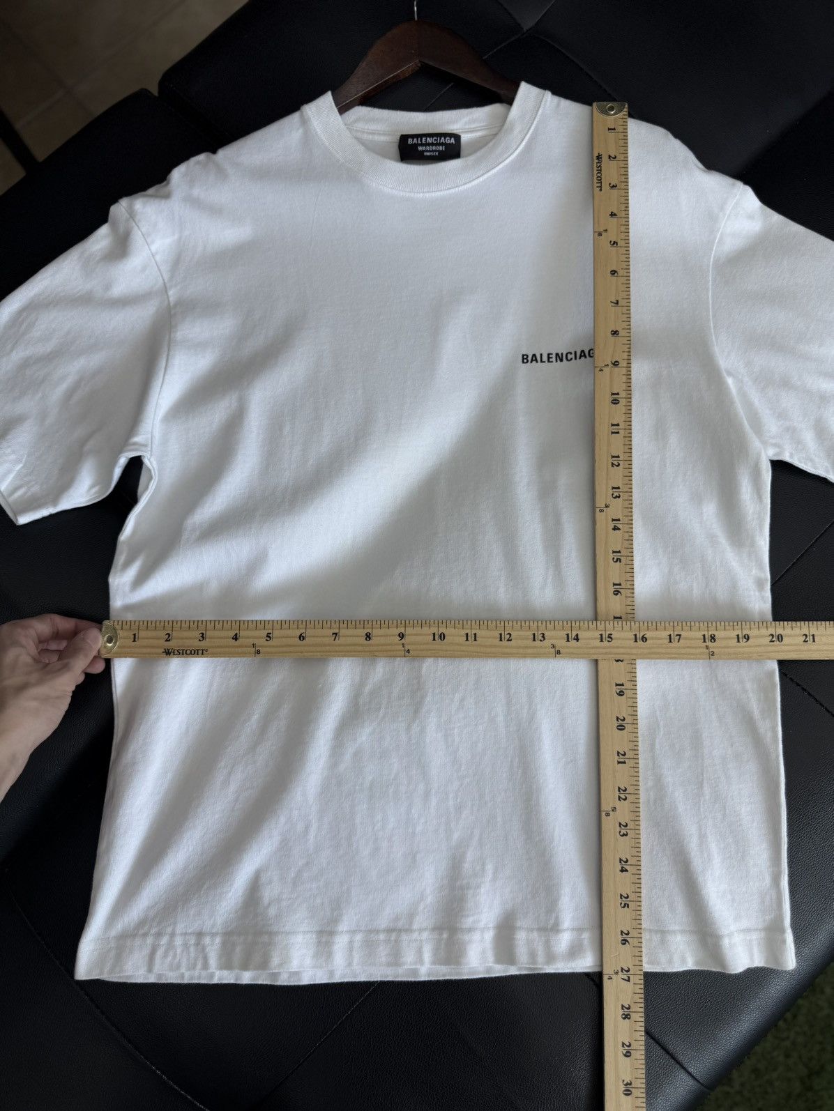 Balenciaga Balenciaga White Tee Shirt Back Logo $695 Retail Size XS Size US XS / EU 42 / 0 - 14 Thumbnail