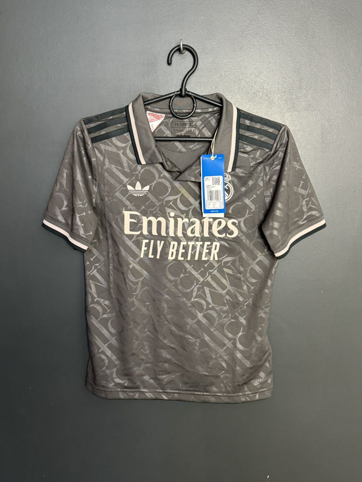 Adidas KIDS New Real Madrid 24/25 Third Mbappe Football Jersey Size US XS / EU 42 / 0 - 2 Thumbnail
