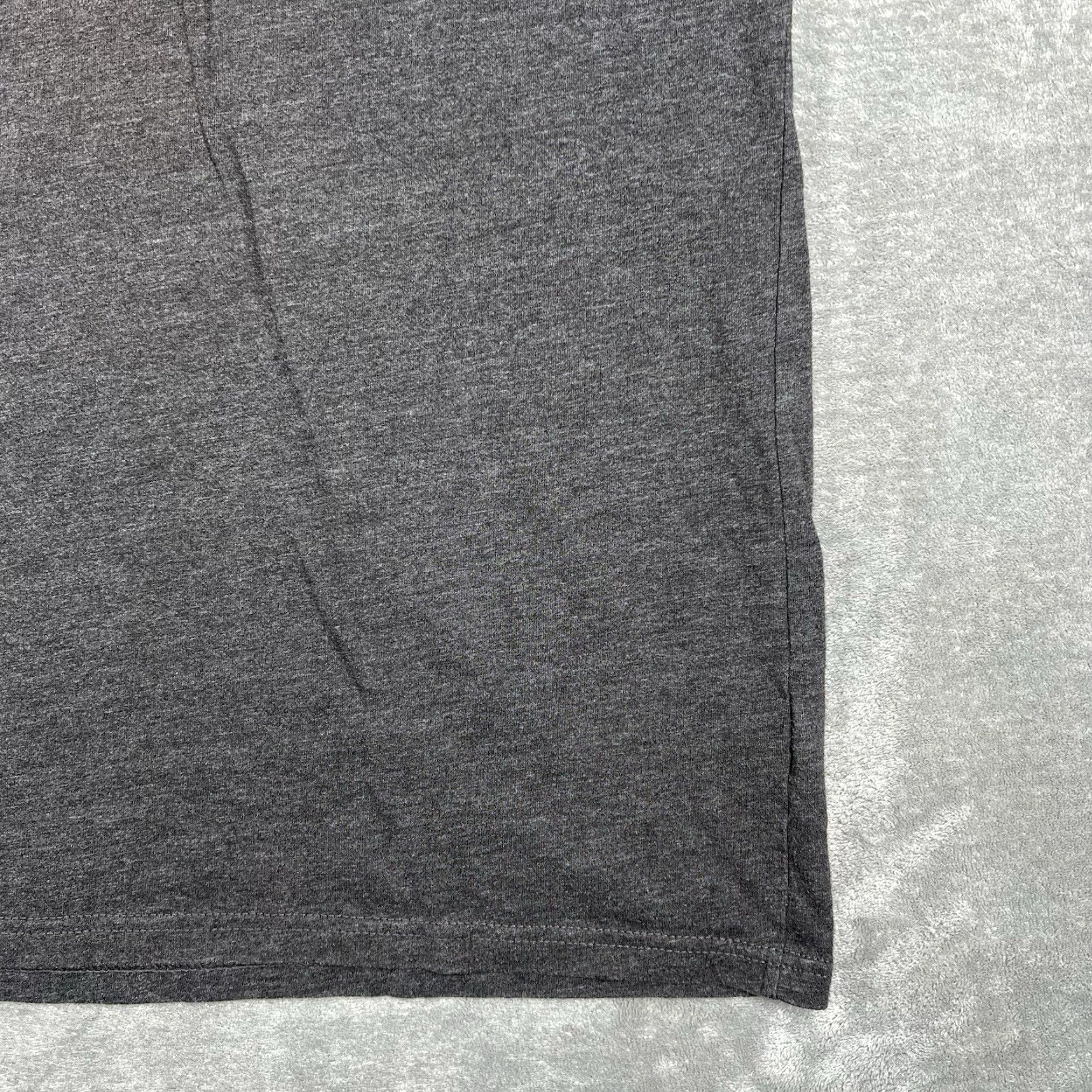 NBA Majestic NBA Basketball Los Angeles Lakers Men’s 2XL T-Shirt Dark Heather Gray Size US XXL / EU 58 / 5 - 5 Thumbnail
