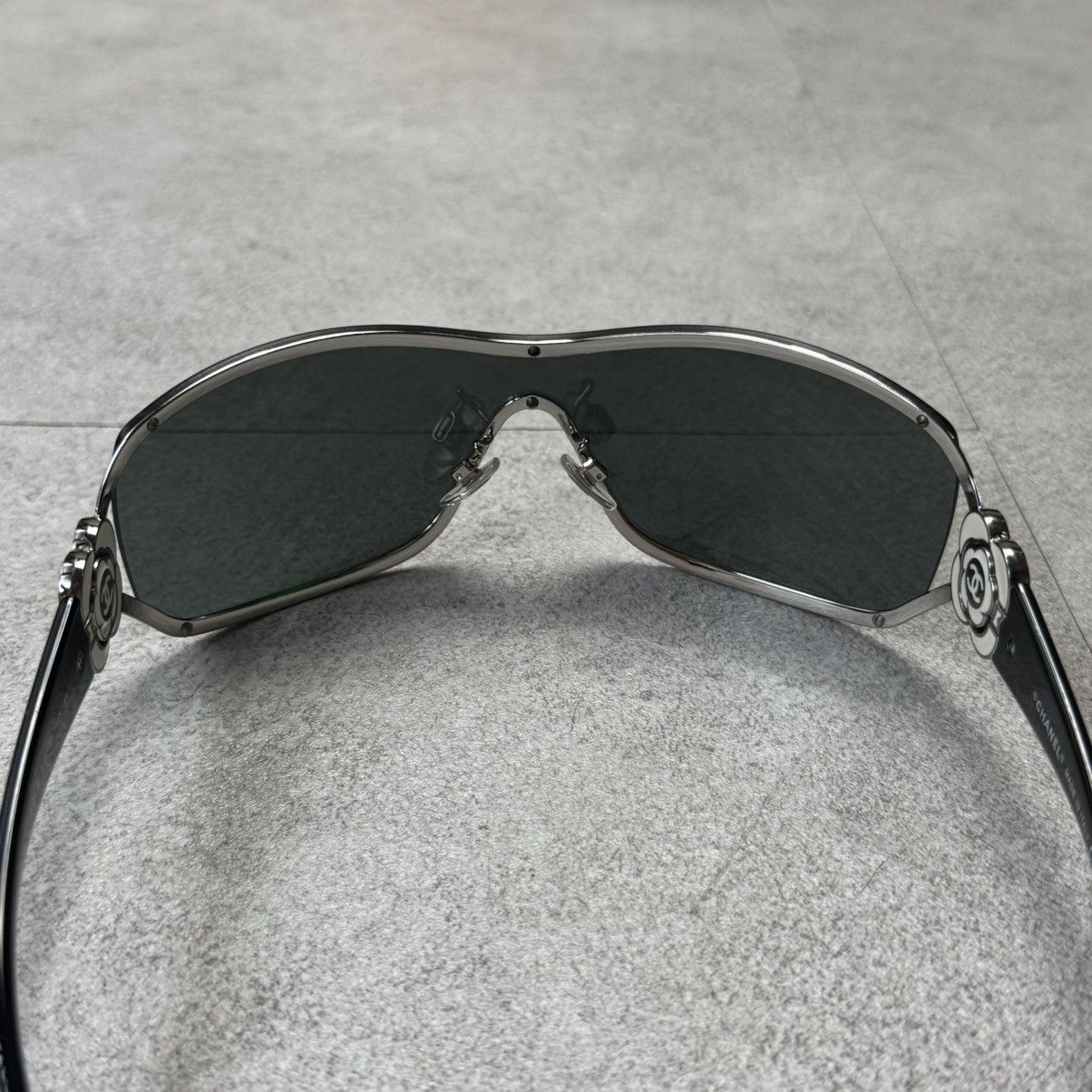 Chanel CHANEL CC Camellia Flower Swarovski Sunglasses 4164-B Size ONE SIZE - 7 Thumbnail