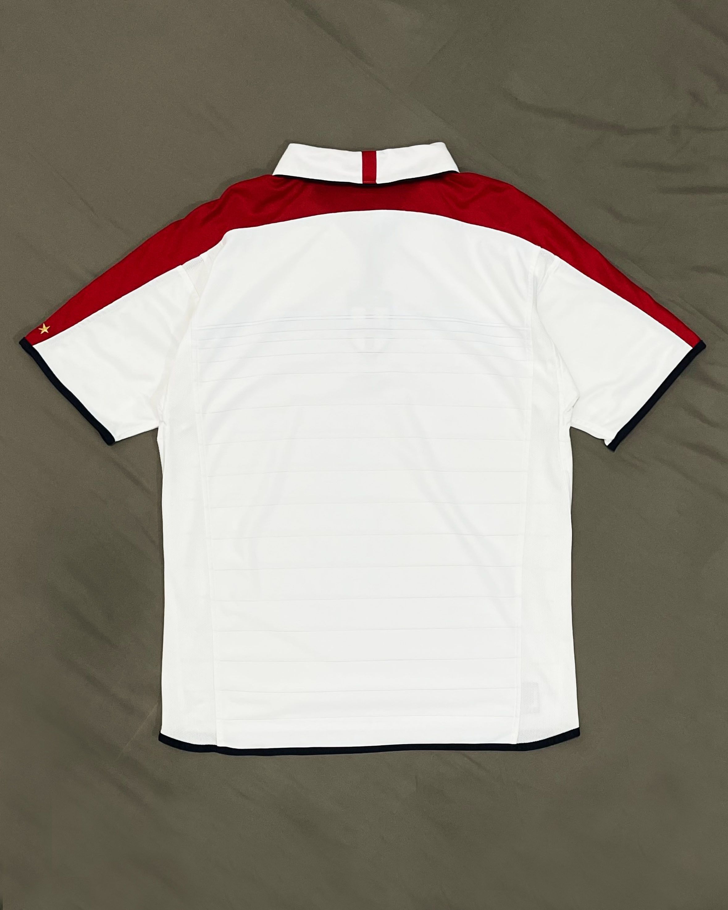 Umbro England Home Kit 2003 2004 2005 Size US L / EU 52-54 / 3 - 2 Thumbnail