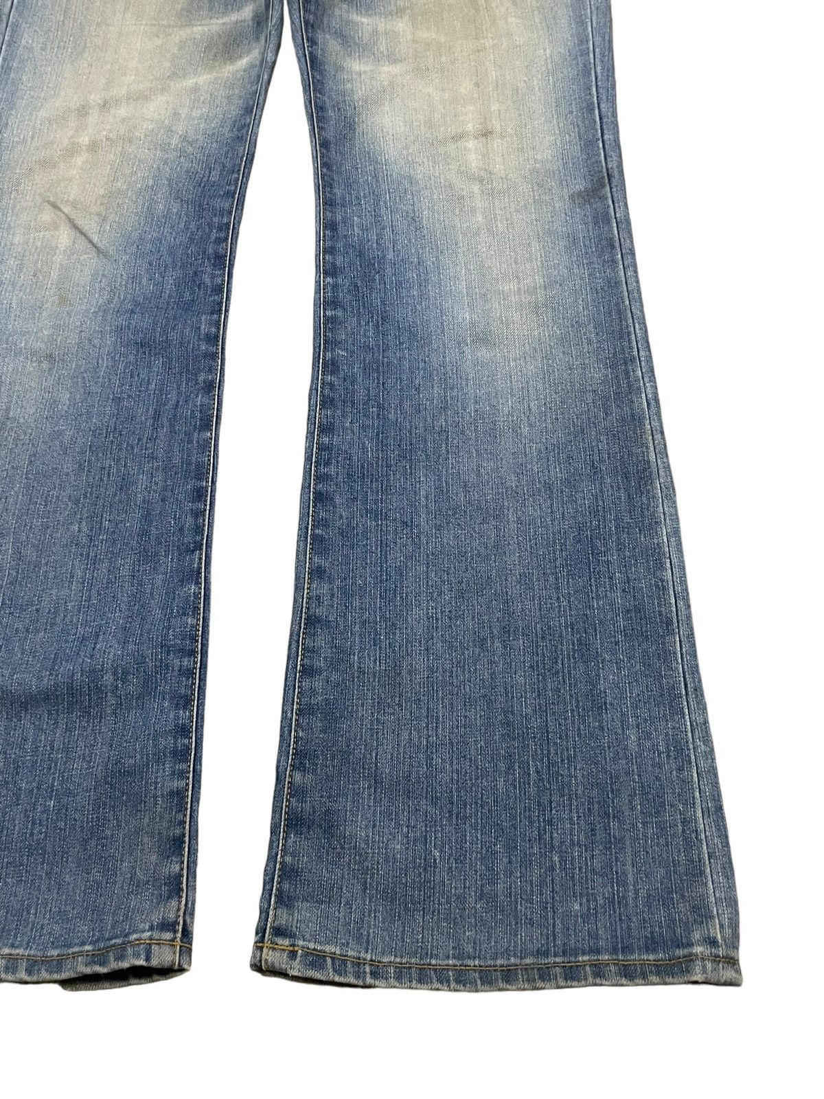 Jun Takahashi Vintage Y2K Japanese Brand Uniqlo Blue Wash Bootcut Jeans Size US 32 / EU 48 - 4 Thumbnail