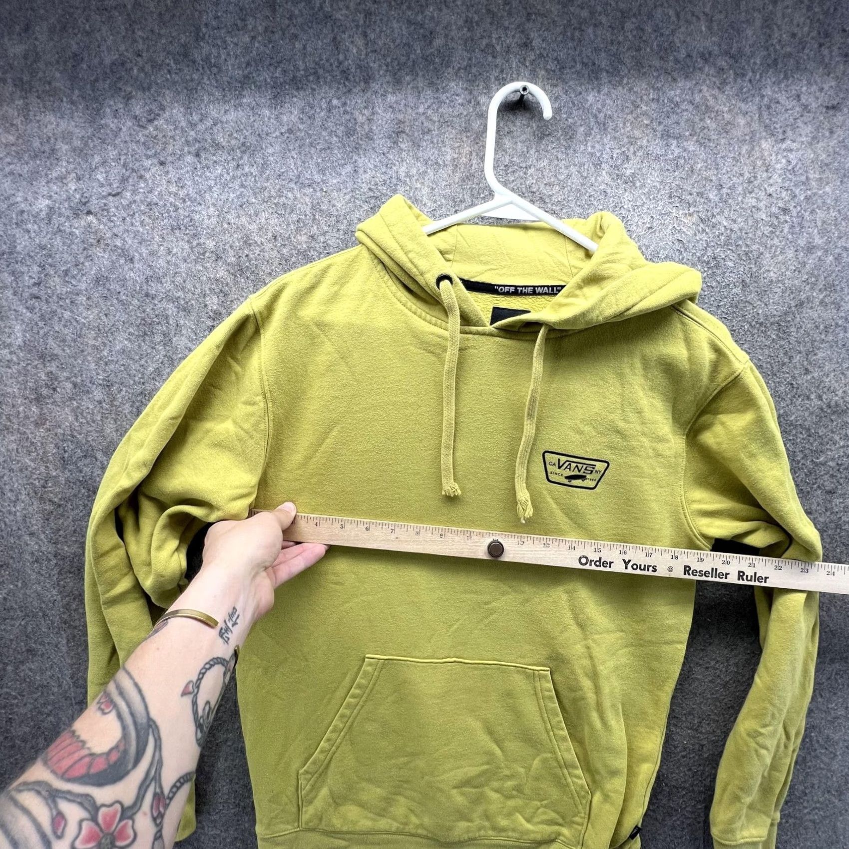 Vans VANS Hoodie Mens XS Yellow Pullover Fleece Sweatshirt Small Logo Skateboarding Size US XS / EU 42 / 0 - 4 Thumbnail