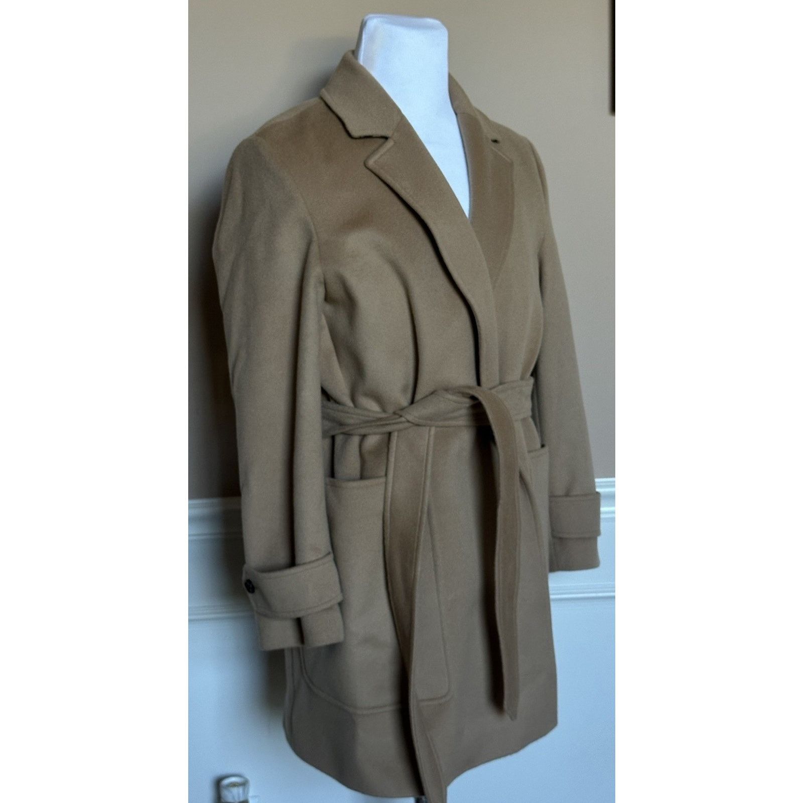 Burberry Burberry Wool/Cashmere Camel Jacket 10 US 8073327 Size L / US 10 / IT 46 - 2 Thumbnail