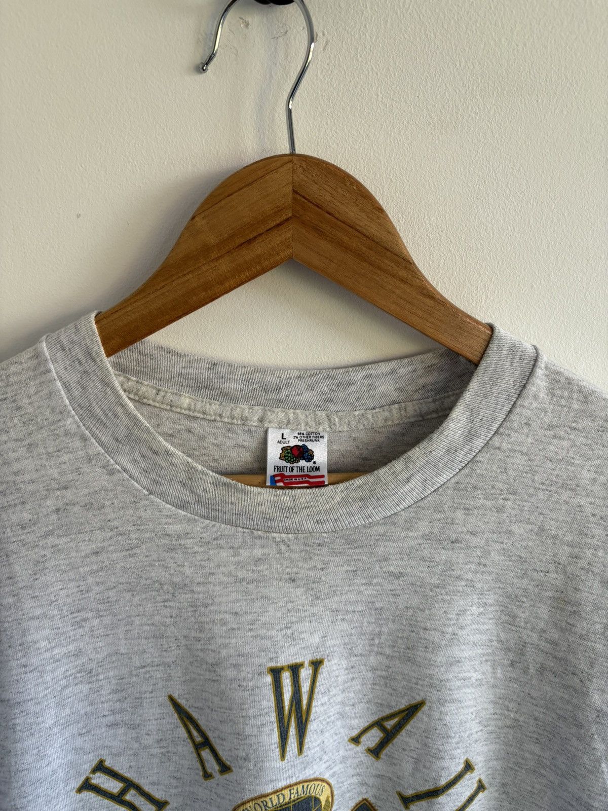 Fruit Of The Loom Vintage Hawaii Singlestitch Tee Size US L / EU 52-54 / 3 - 4 Thumbnail