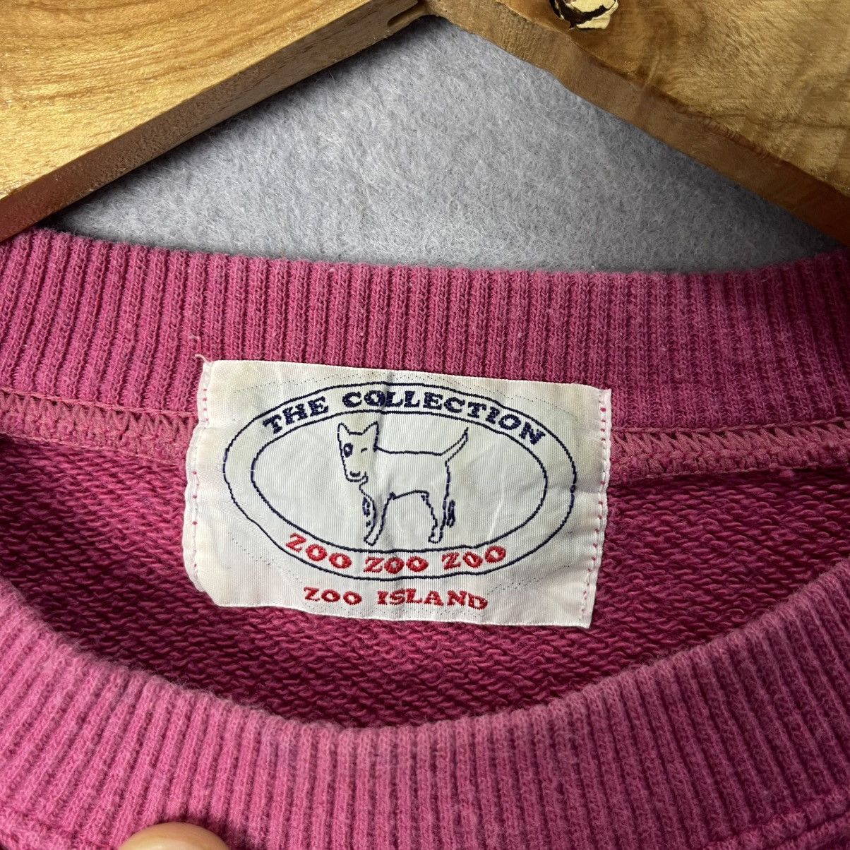 Japanese Brand Vintage Zoo Island “Beagle The Collection” Sweatshirt Size US M / EU 48-50 / 2 - 8 Thumbnail