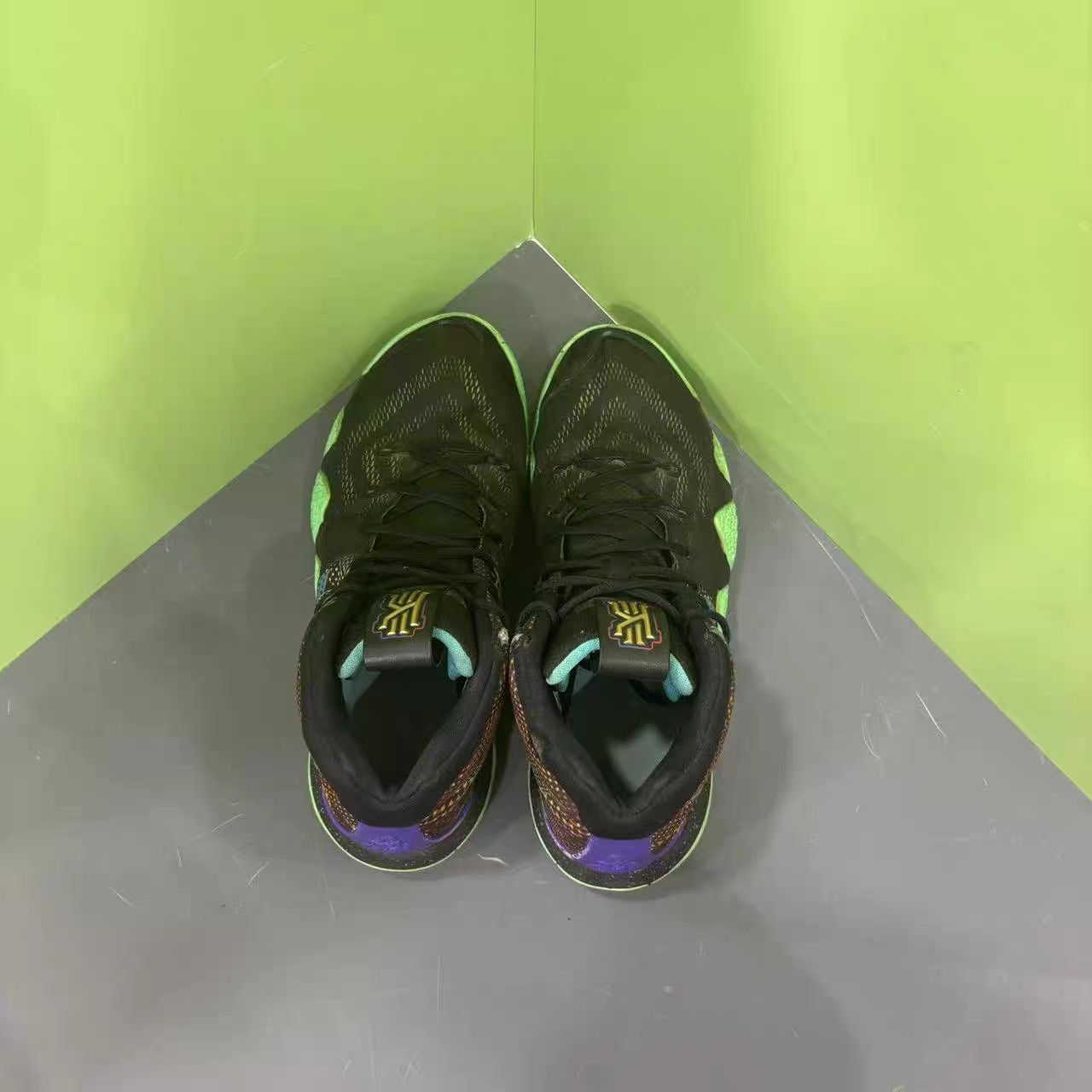 Nike Nike Kyrie 4 Mamba Mentality K15 Size US 10 / EU 43 - 7 Thumbnail