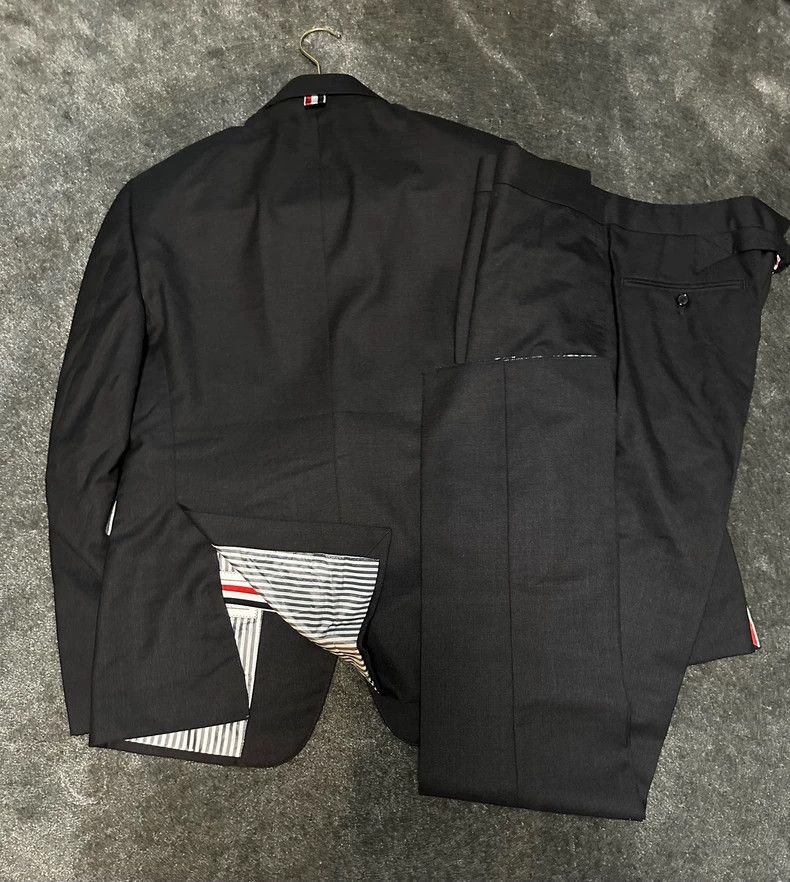 Thom Browne Thom Browne size3 Carbon black suit set Size 40S - 8 Thumbnail